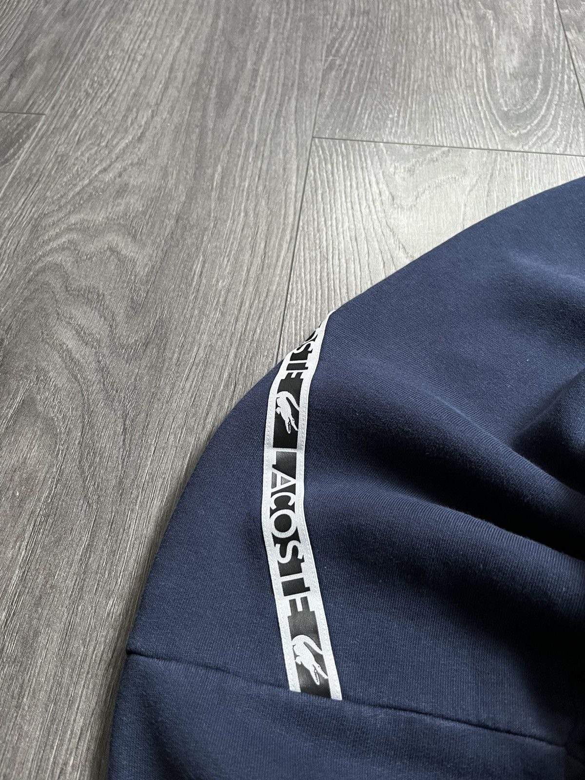 Lacoste Lacoste Classic Fit Navy Hoodie With Sleeve Logo Tape Size M Size US M / EU 48-50 / 2 - 2 Thumbnail