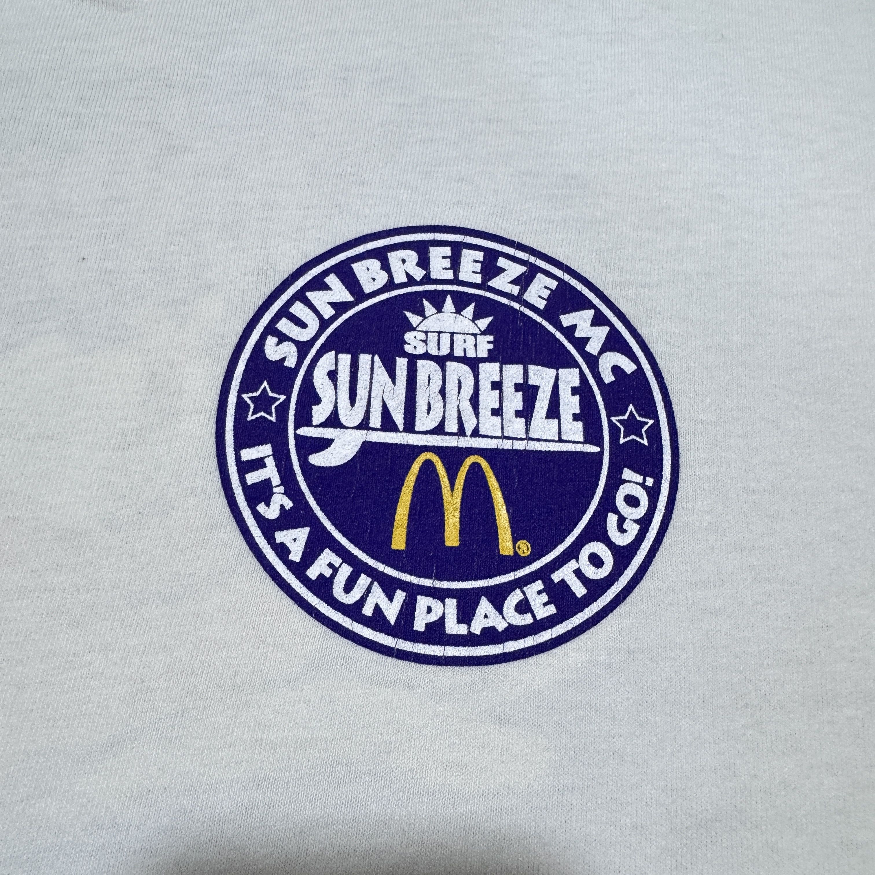 Vintage Vintage Ronald McDonalds Sun Breeze Surf Skate T shirt Size US M / EU 48-50 / 2 - 4 Thumbnail