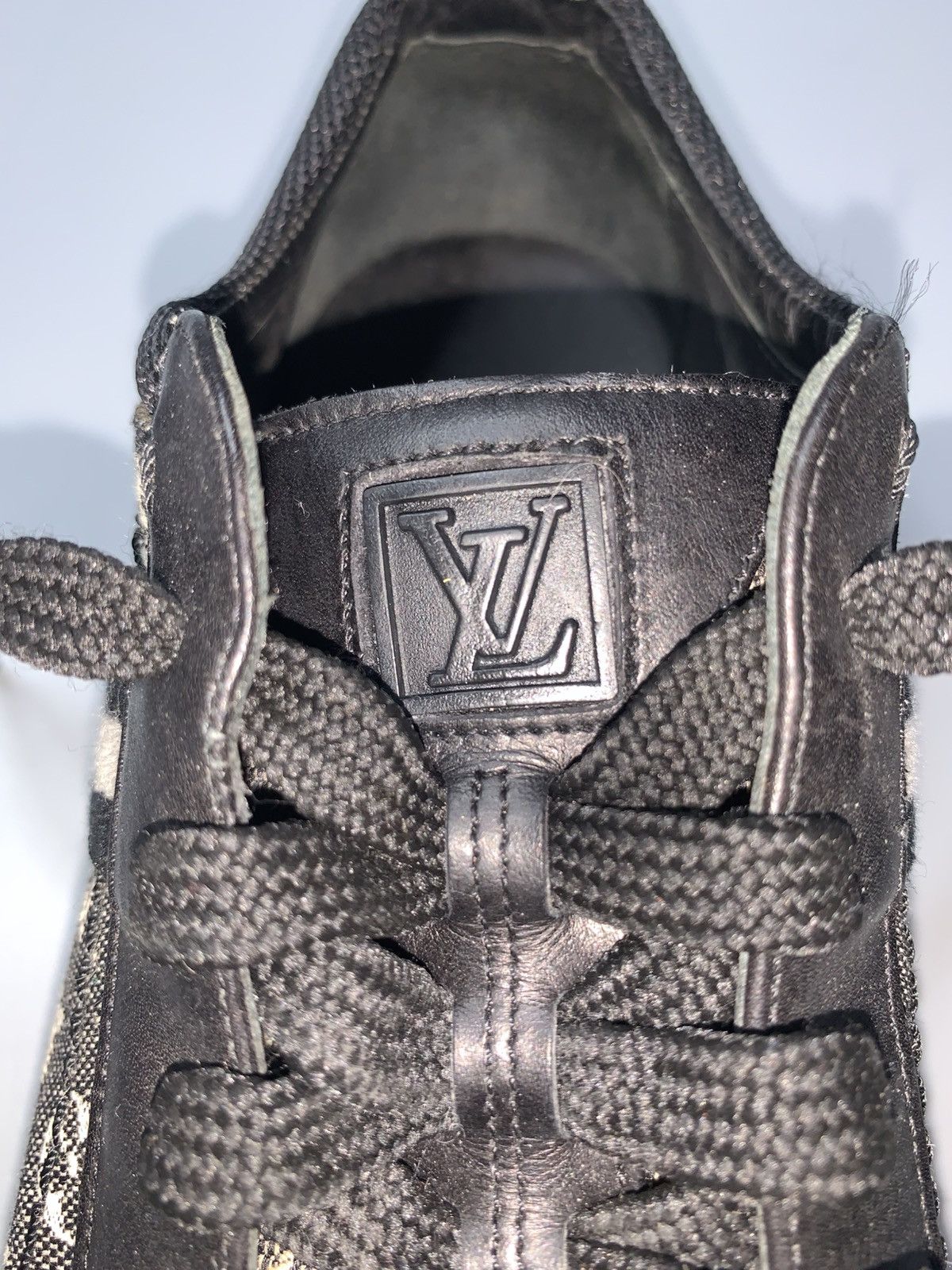Louis Vuitton Louis Vuitton Mini Lin Monogram Sneakers Size US 5 / IT 35 - 6 Thumbnail