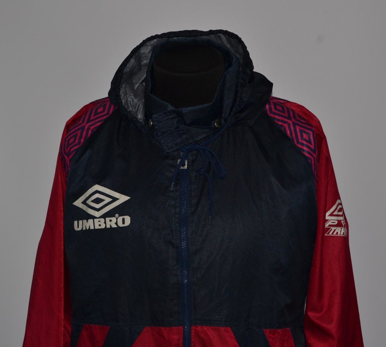 Umbro Pro Training Vintage Jacket Size M