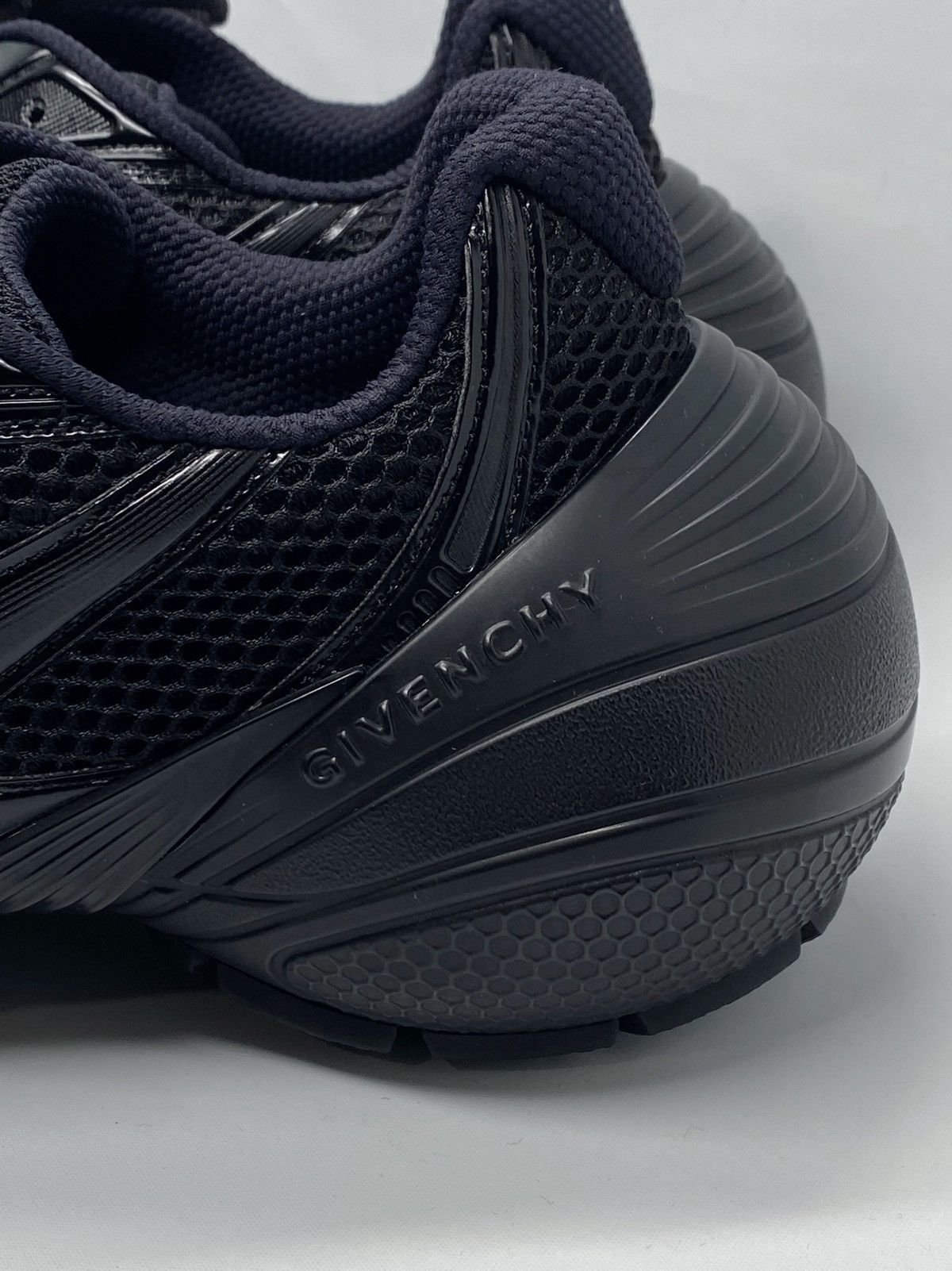 Givenchy Givenchy Tk-mx Runner Lace-up Sneakers size 44/us size 11 Size US 11 / EU 44 - 8 Thumbnail