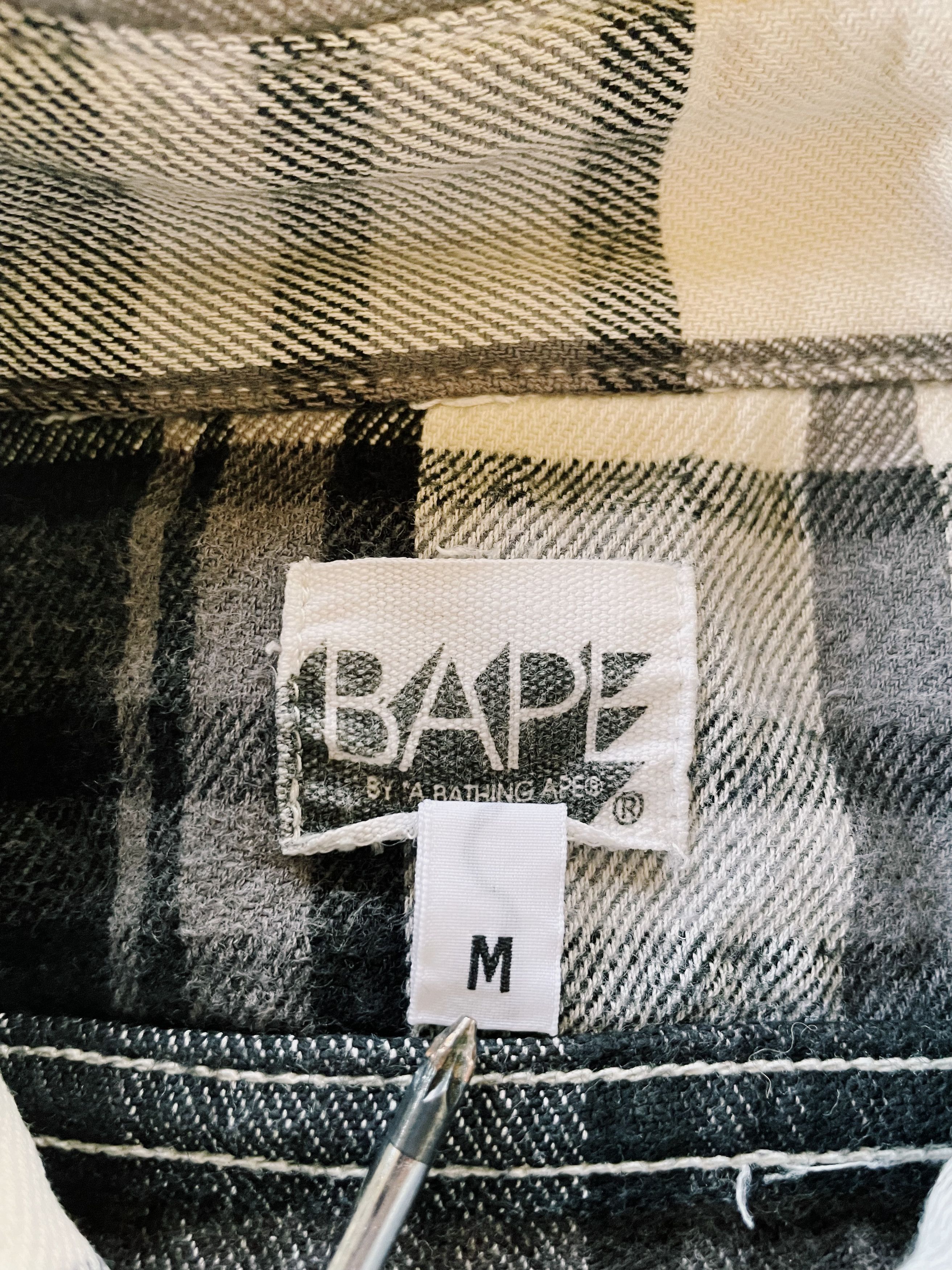 Bape Vintage Y2K Bape Plaid Check Longsleeve Flannel Shirt Size US M / EU 48-50 / 2 - 3 Thumbnail