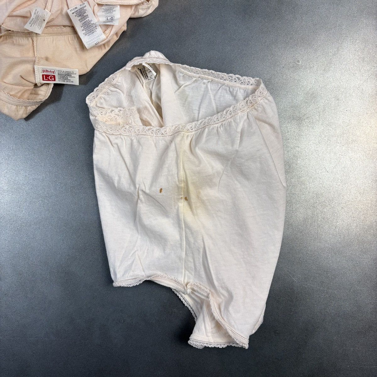 Marks & Spencer × Vintage Pack of 9 Vintage Underwear Blush High Waisted Lace Cotton Size ONE SIZE - 6 Thumbnail