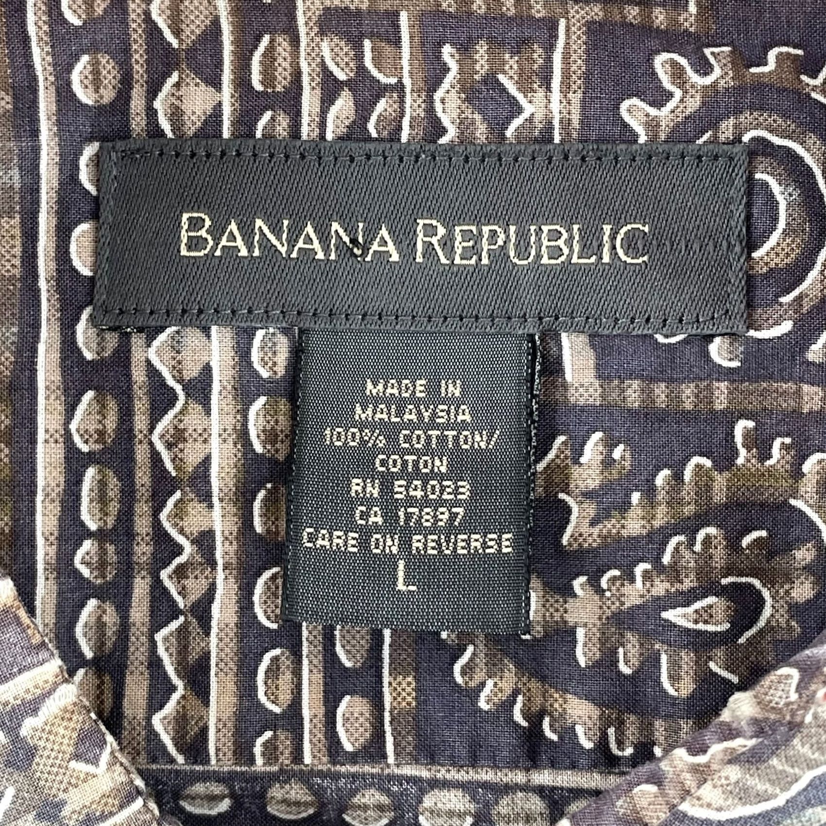 Banana Republic VINTAGE Banana Republic Shirt Men Large Paisley Geometric Tribal Short Sleeve Size US L / EU 52-54 / 3 - 2 Thumbnail