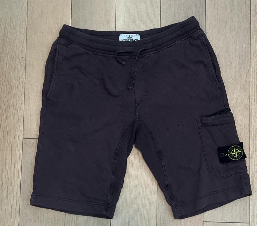 Stone Island Stone island cargo shorts Size US 34 / EU 50 - 1 Thumbnail