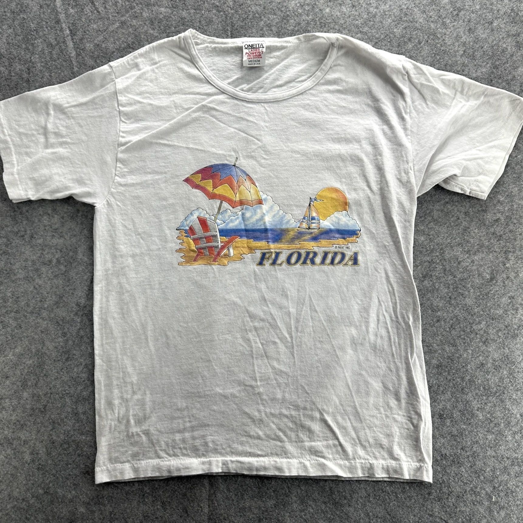 Vintage VINTAGE Oneita Florida Shirt Beach Umbrella Sailboat Graphic 90s USA Women’s Medium White T-Shirt Adult Womens Size M / US 6-8 / IT 42-44 - 2 Thumbnail