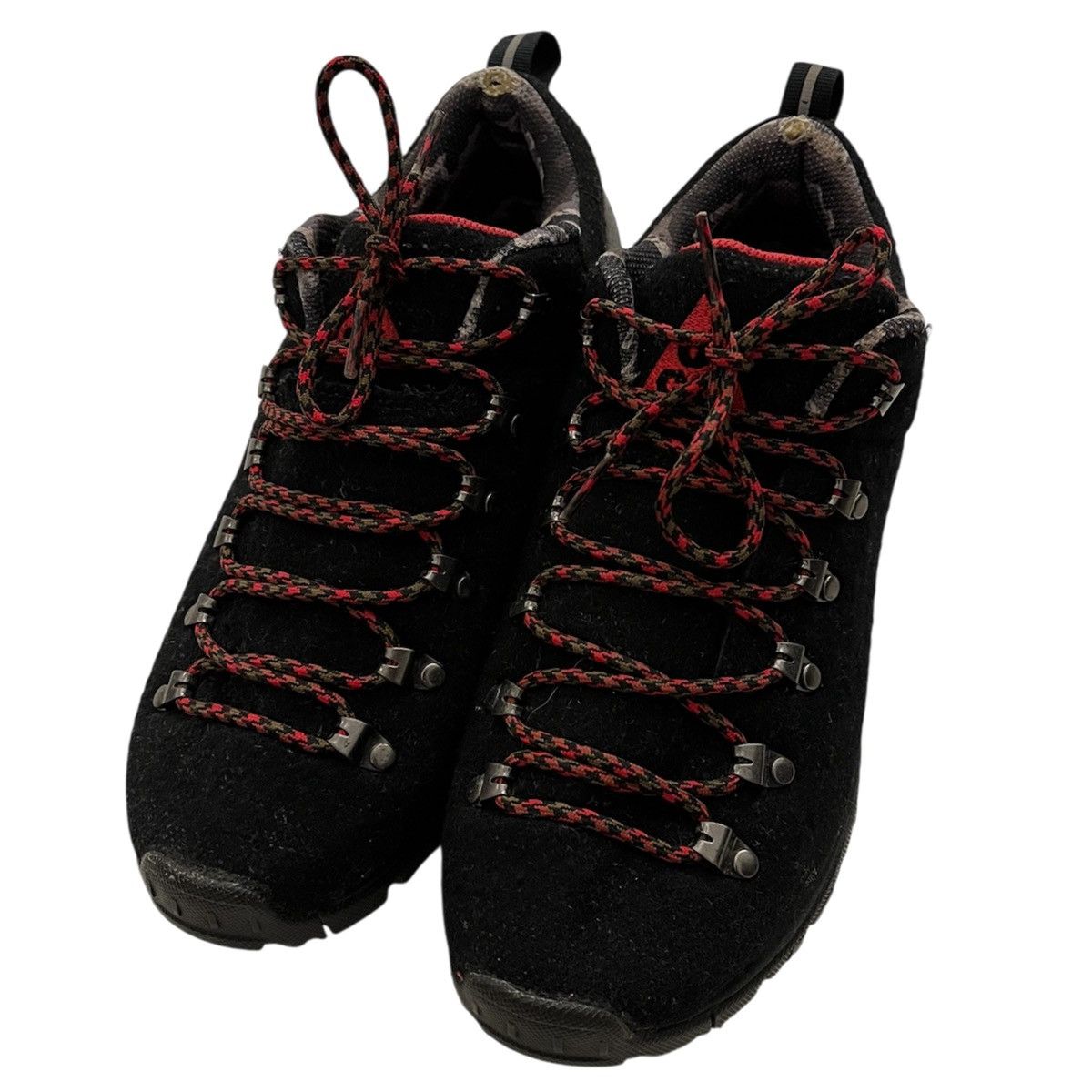 Nike ACG Air Arabak (2012)