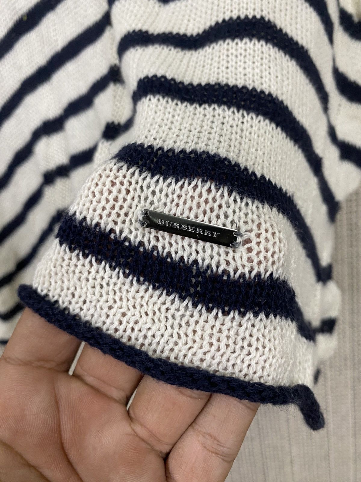 Burberry Vintage burberry london mesh sweater pullover size 4 Size L / US 10 / IT 46 - 8 Thumbnail