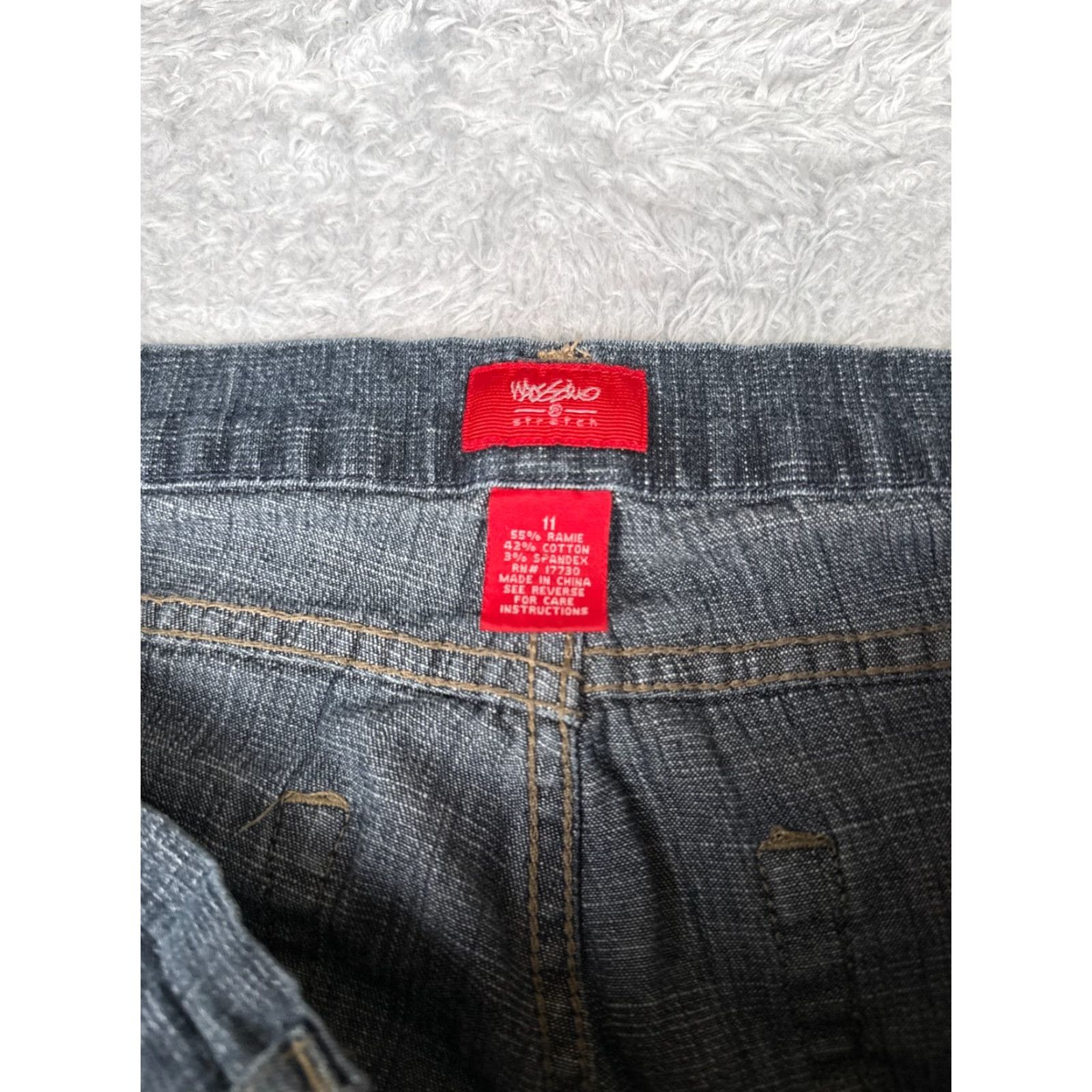 Mossimo Mossimo Jeans Juniors 11 Blue Denim Rolled Hem Straight Leg Ramie Cotton Blend Jeans Size 32" / US 10 / IT 46 - 6 Thumbnail