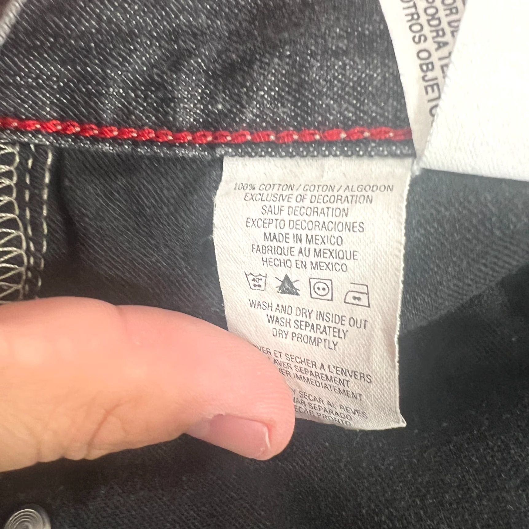 Tommy Hilfiger VINTAGE Tommy Hilfiger Jeans Men's Wide-Leg Denim Pants Size 38x32 Black Y2K Size US 38 / EU 54 - 7 Thumbnail