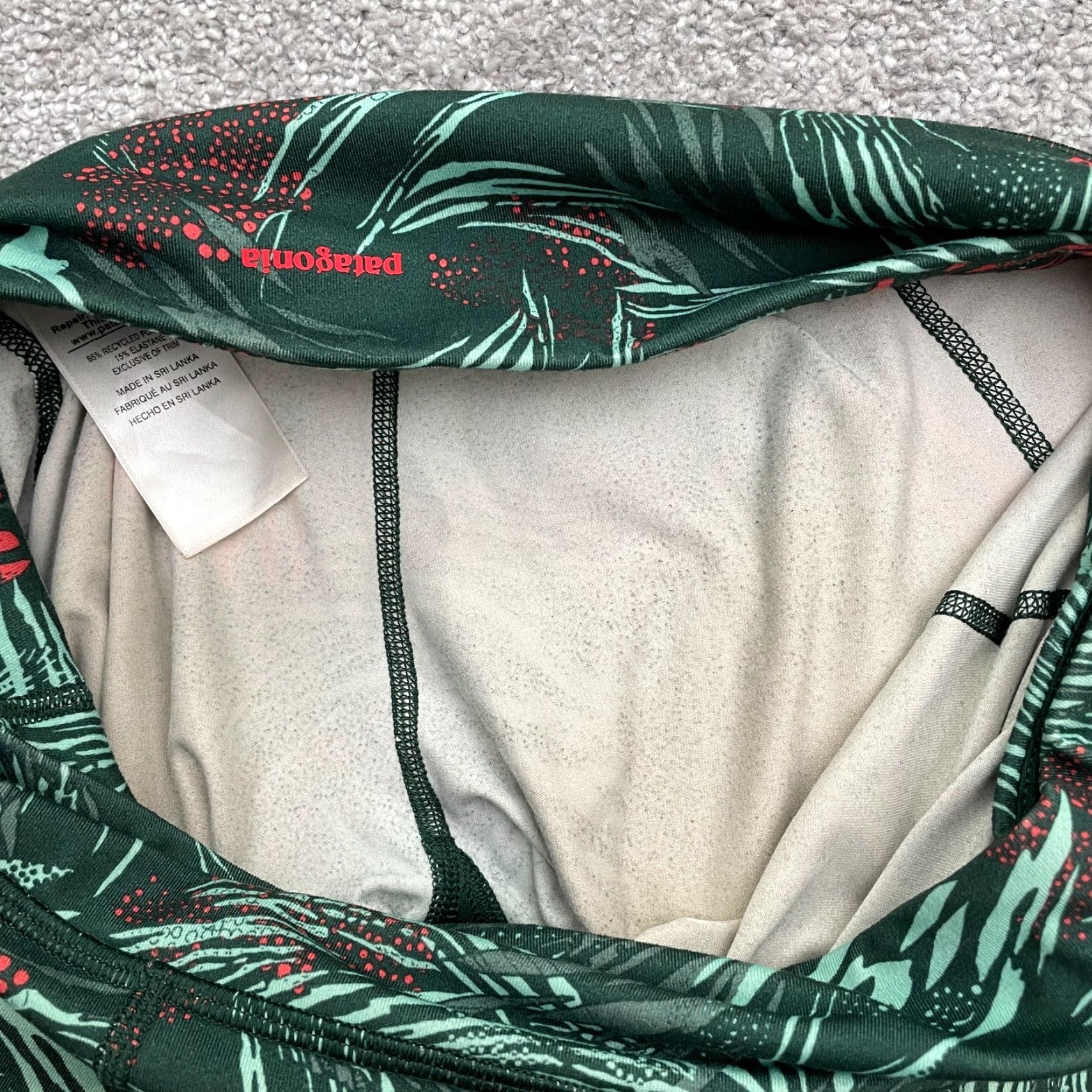 Patagonia Patagonia Leggings Womens M Green Patterned Active Yoga Compression Size 32" / US 10 / IT 46 - 5 Thumbnail