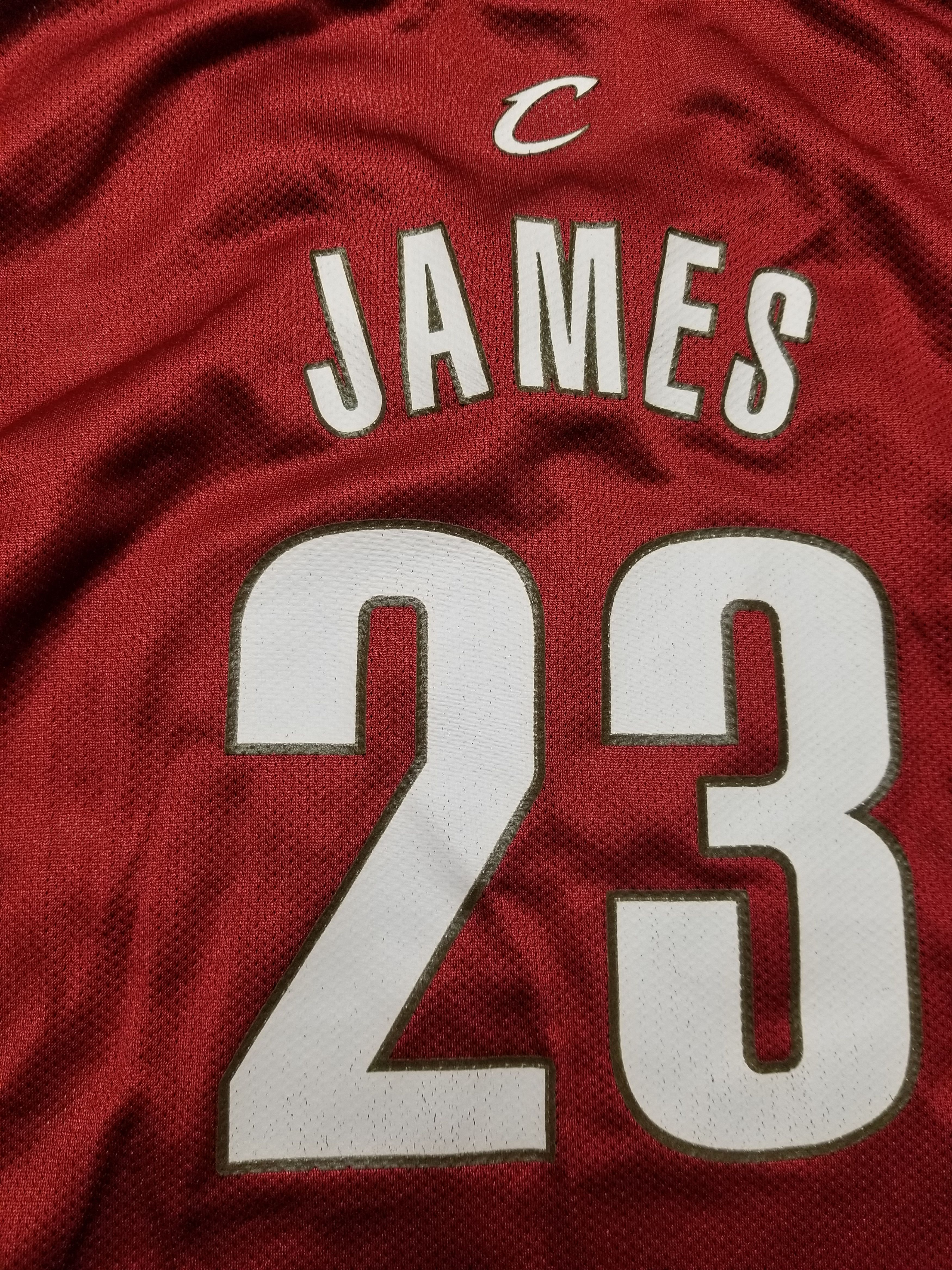 Reebok VTG Lebron James Cleveland Cavaliers NBA Jersey Youth XL Size US XS / EU 42 / 0 - 3 Thumbnail