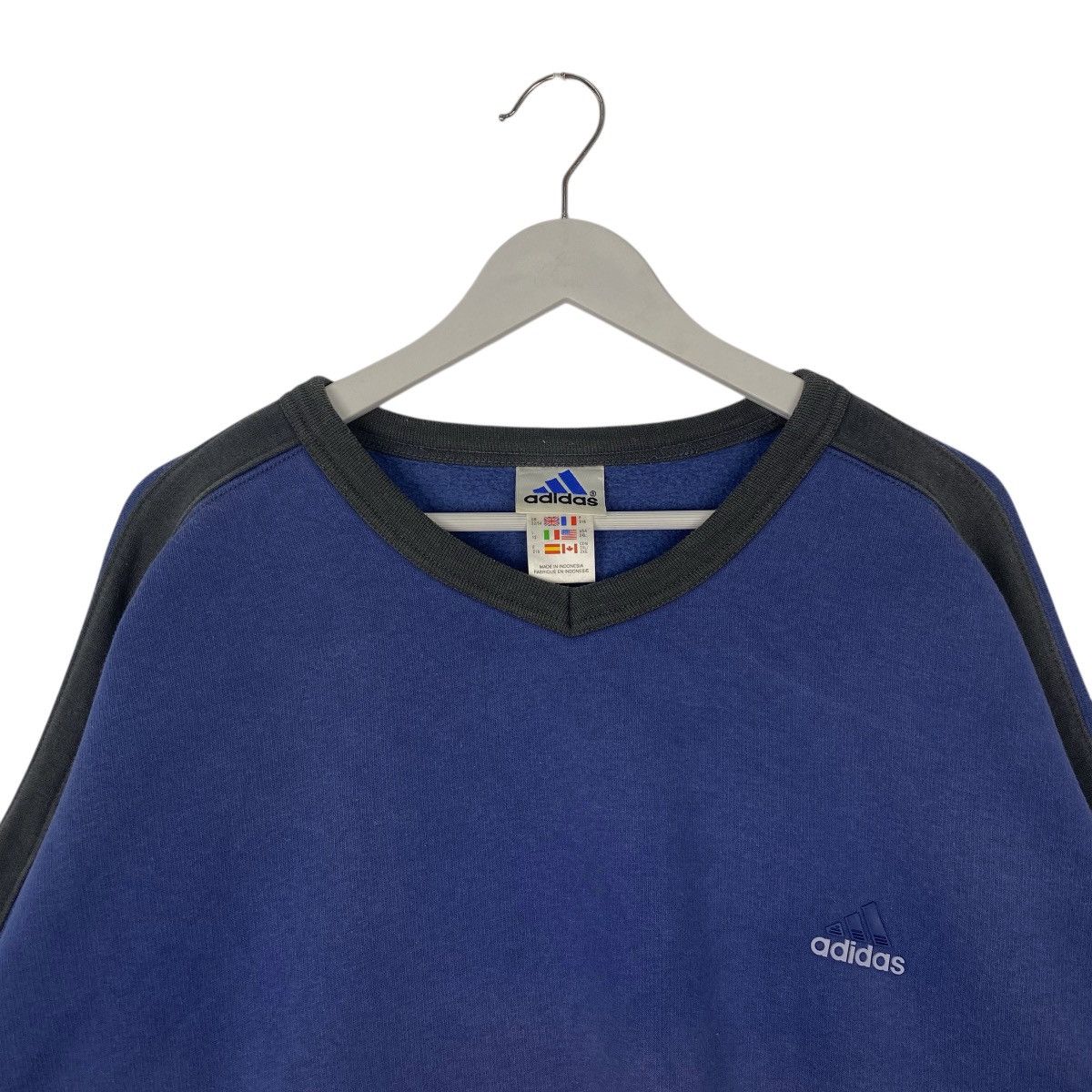 Vintage Vintage 90s Adidas Equipment Vneck Sweatshirt Small Logo XL Size US XL / EU 56 / 4 - 4 Thumbnail
