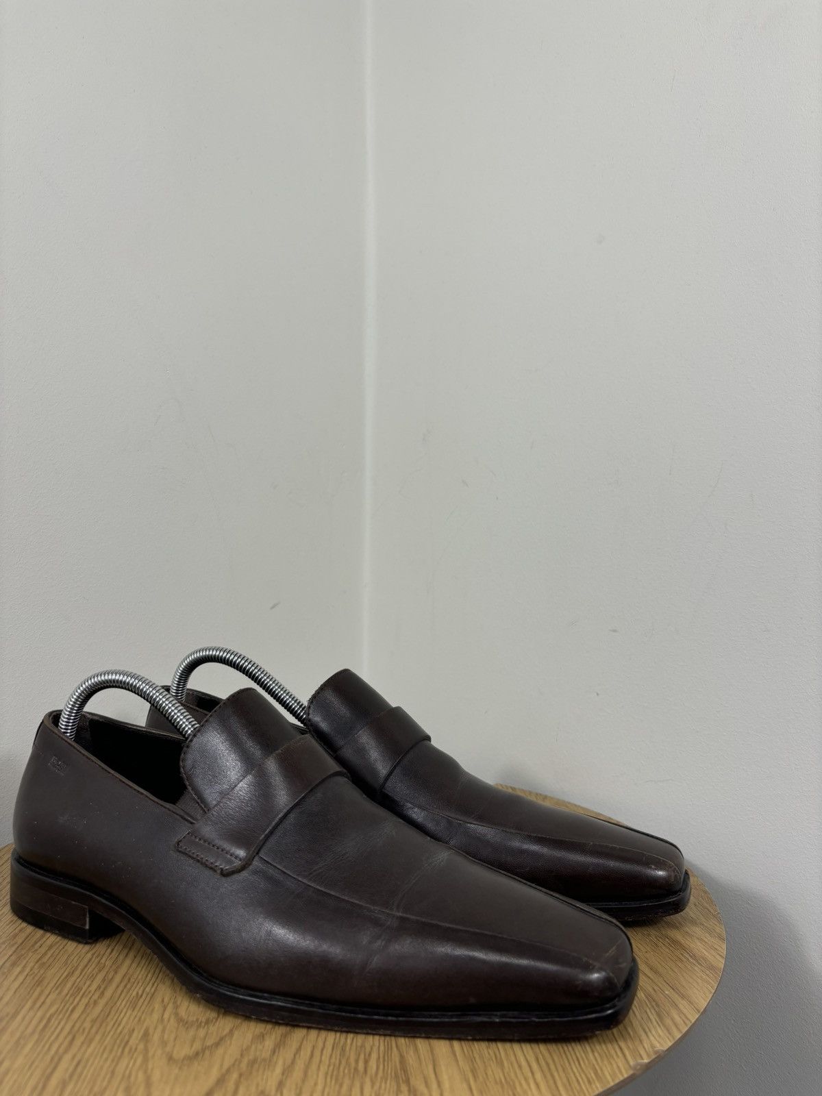 Hugo Boss Hugo Boss Men’s Brown Leather Venetian Loafers Dress Shoes Size US 8.5 / EU 41-42 - 5 Thumbnail