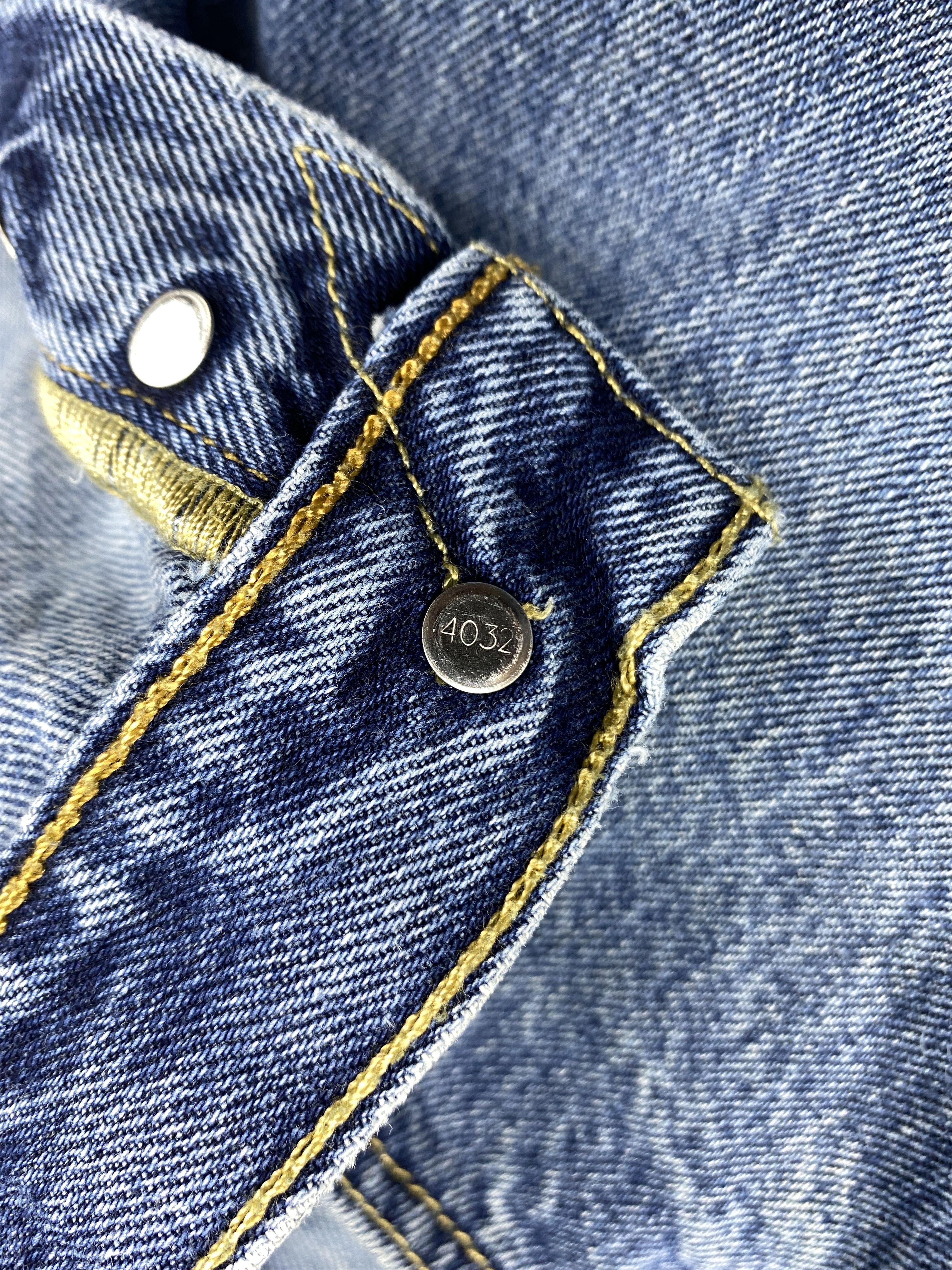 Vintage Blue Vintage Levi's 501 Jeans 35x34 Denim -JN2252 Size US 35 - 7 Thumbnail