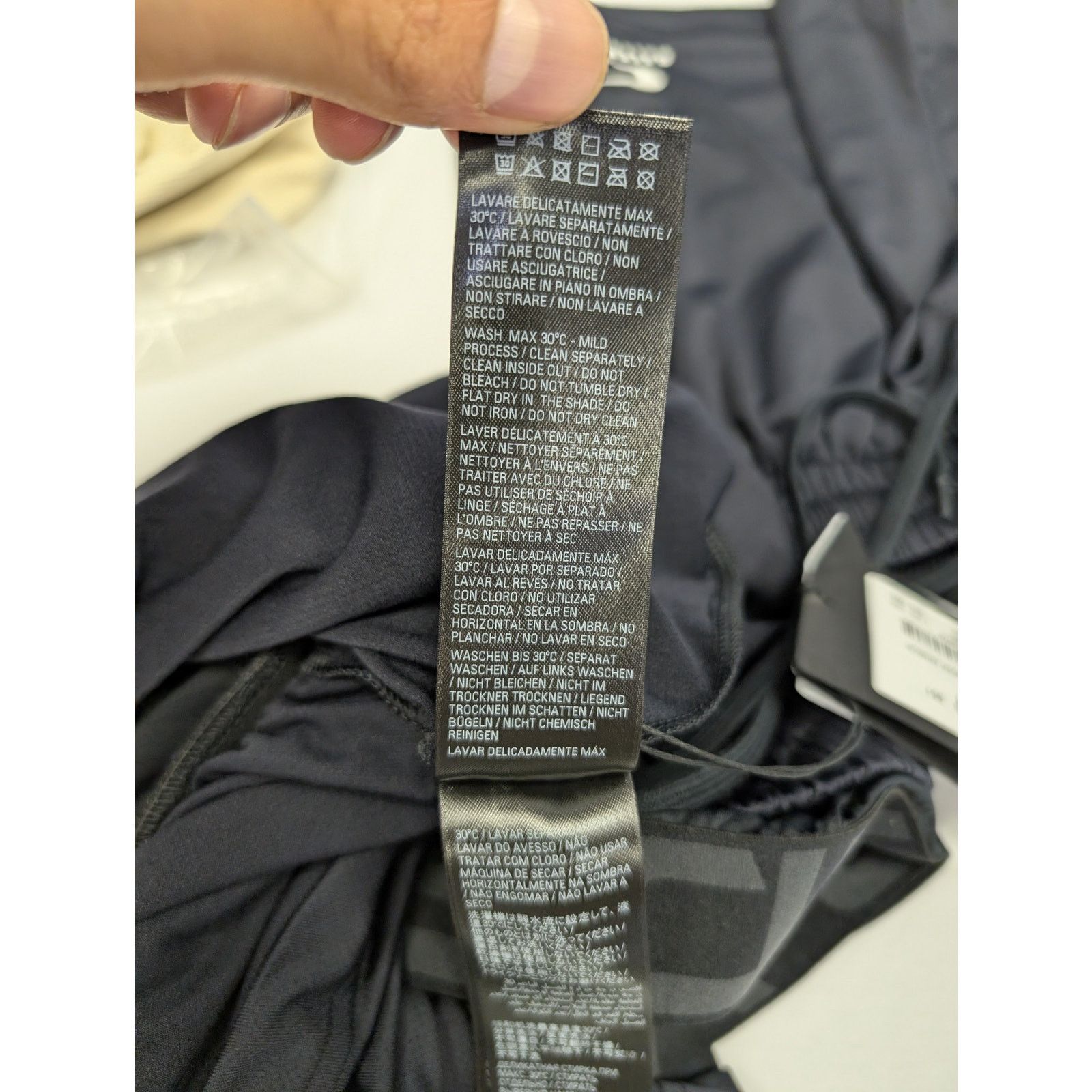 Balenciaga × Under Armour o1rshd1 Sporty Mesh Under Armour Shorts in Black Size US 32 / EU 48 - 17 Thumbnail