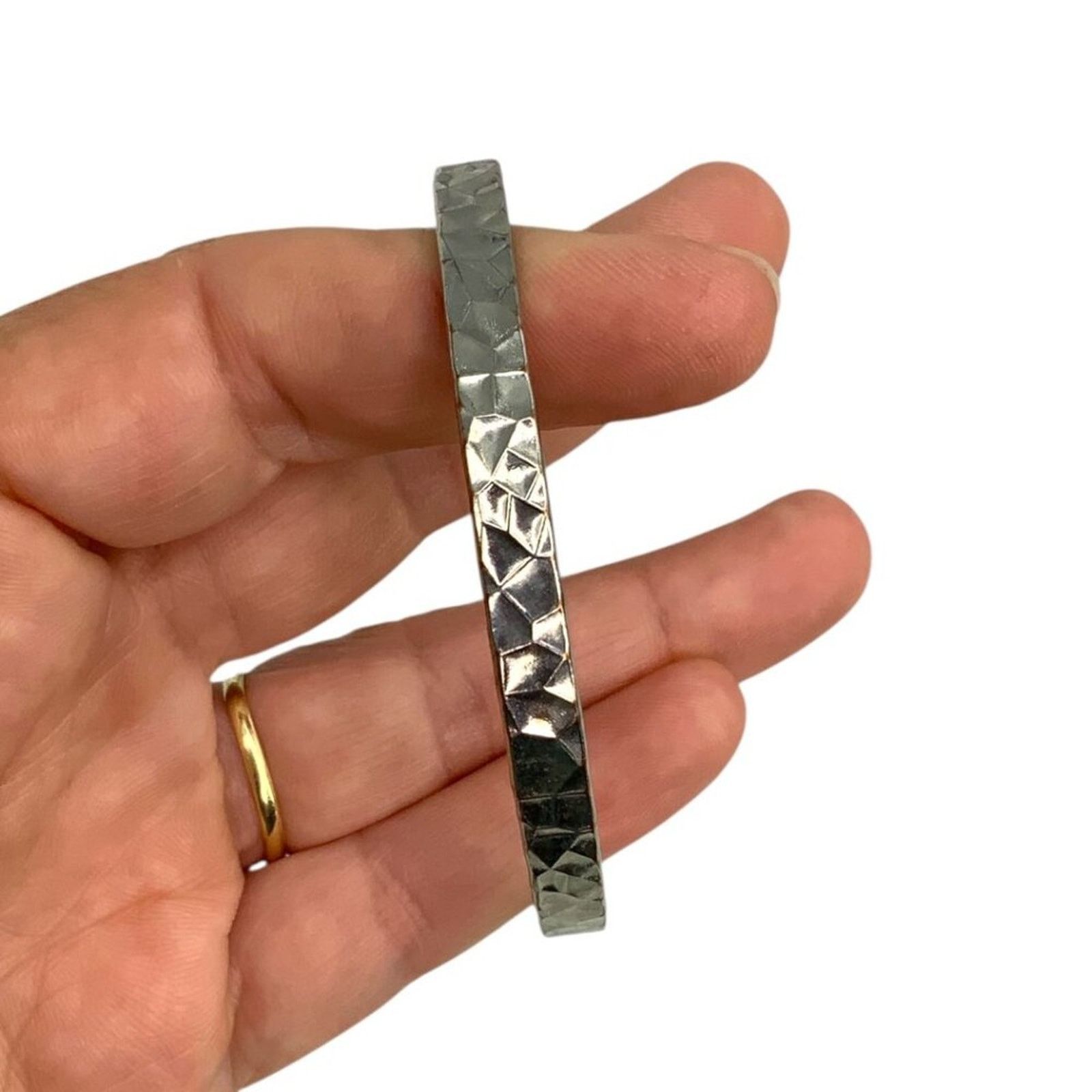 Other Vintage Hammered Silver Tone Bangle Bracelet Size ONE SIZE - 1 Thumbnail