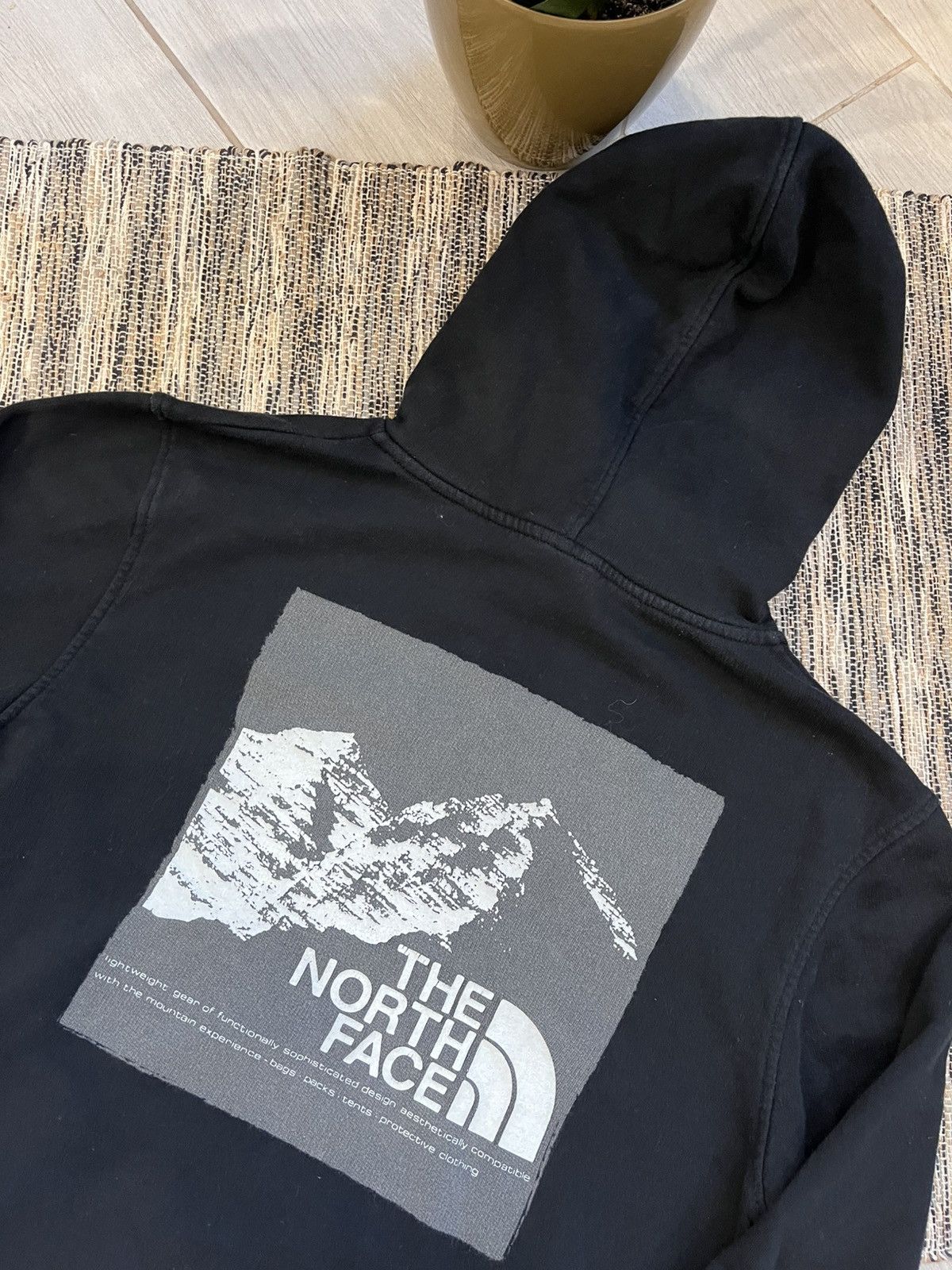 The North Face × Vintage The North Face Hoodie Black Outdoor wear logo minimalistic Size US S / EU 44-46 / 1 - 9 Thumbnail