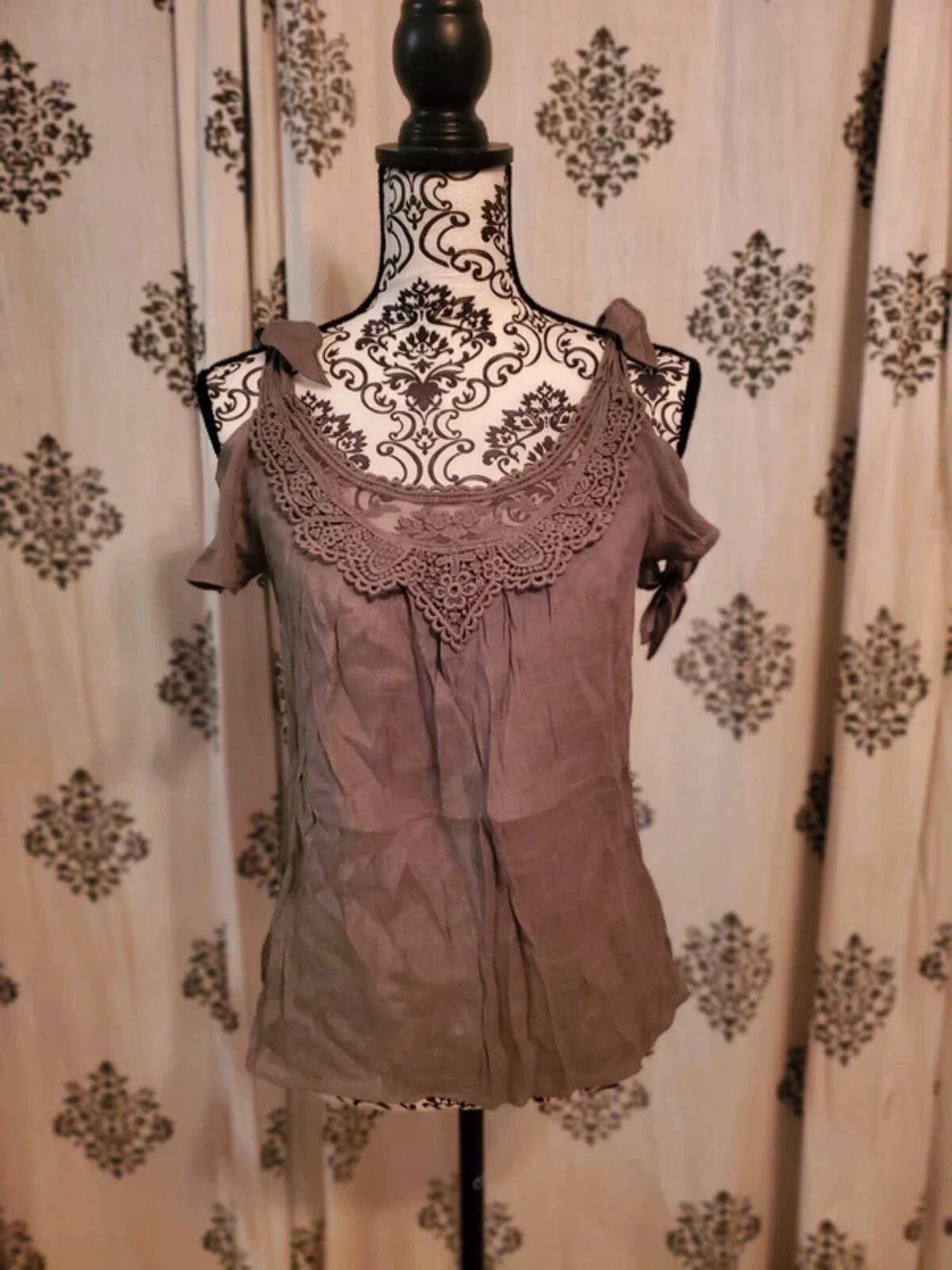 Other Candies Green Open Tie Cold Shoulder Top Size M / US 6-8 / IT 42-44 - 1 Thumbnail