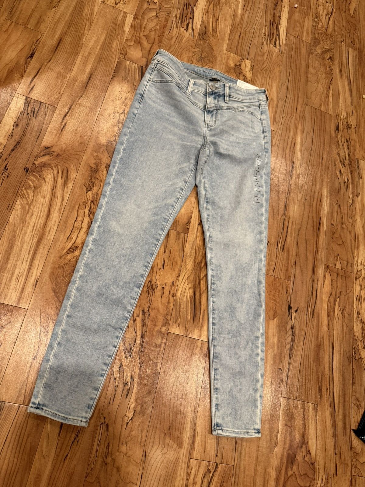 American Eagle Outfitters American Eagle Hi-Rise Jegging - Light Wash, Size 4 Size 27" / US 4 / IT 40 - 2 Thumbnail