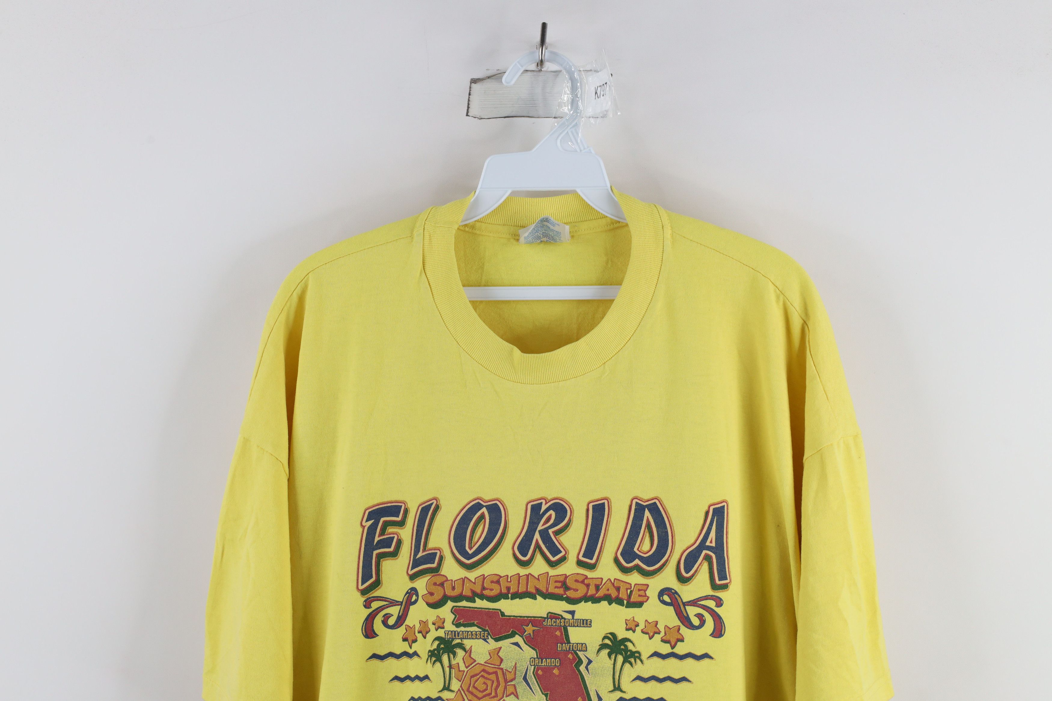 Vintage Vintage 90s Streetwear Out Florida Sunshine State T-Shirt Size US XL / EU 56 / 4 - 2 Thumbnail