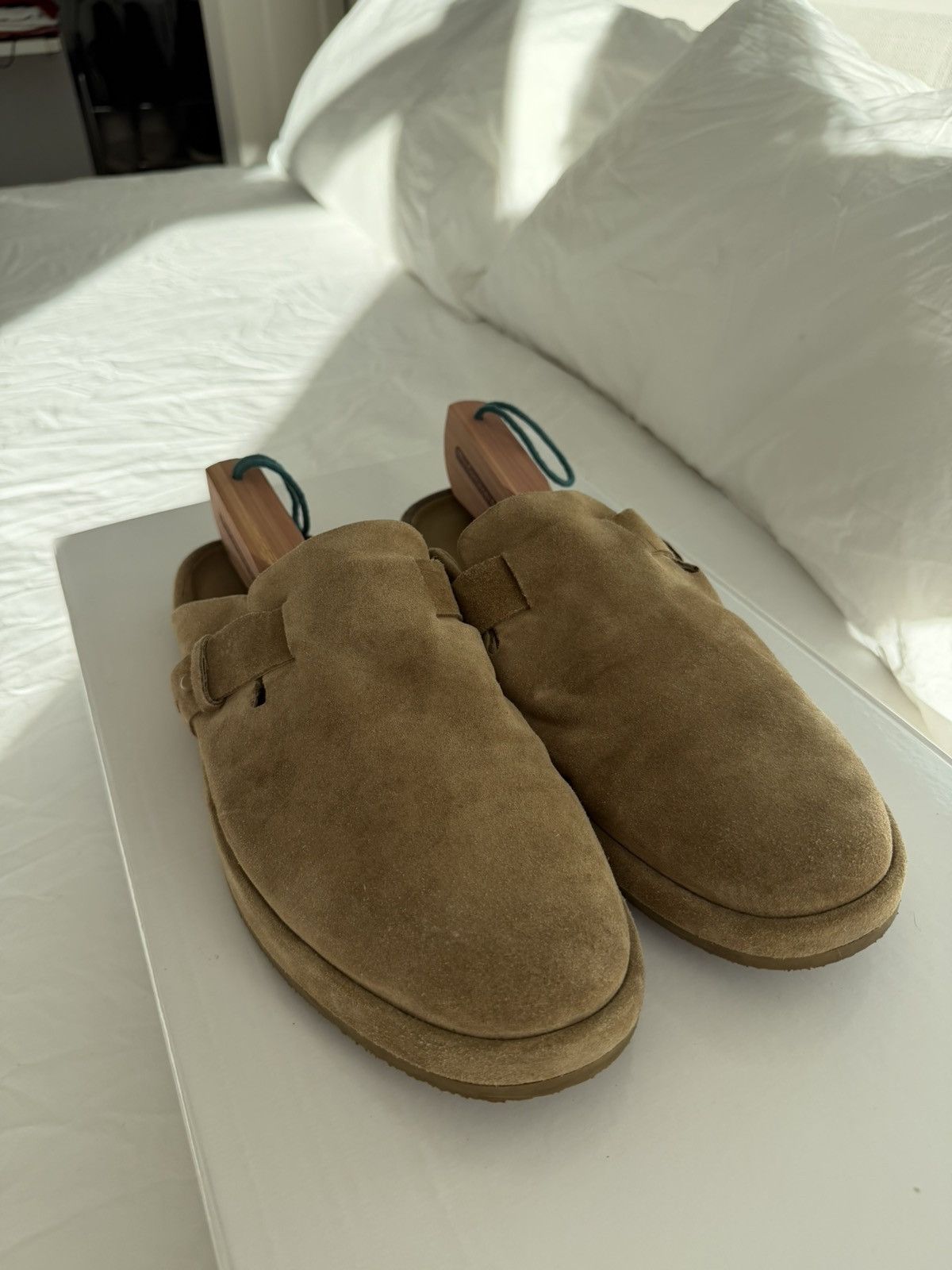 Vince Vince Beige Suede Slides Size 12 Size US 12 / EU 45 - 3 Thumbnail