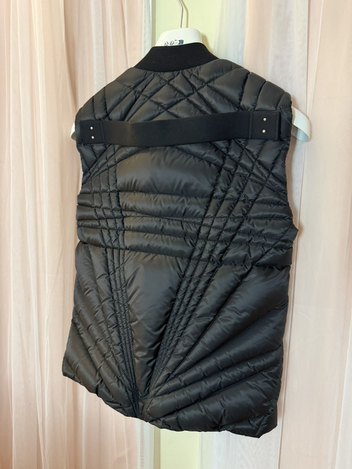 Moncler × Rick Owens Moncler x Rick Owens Megapenta Flight Down Vest — Black / 00 Size XXS / US 00 / IT 34 - 2 Thumbnail