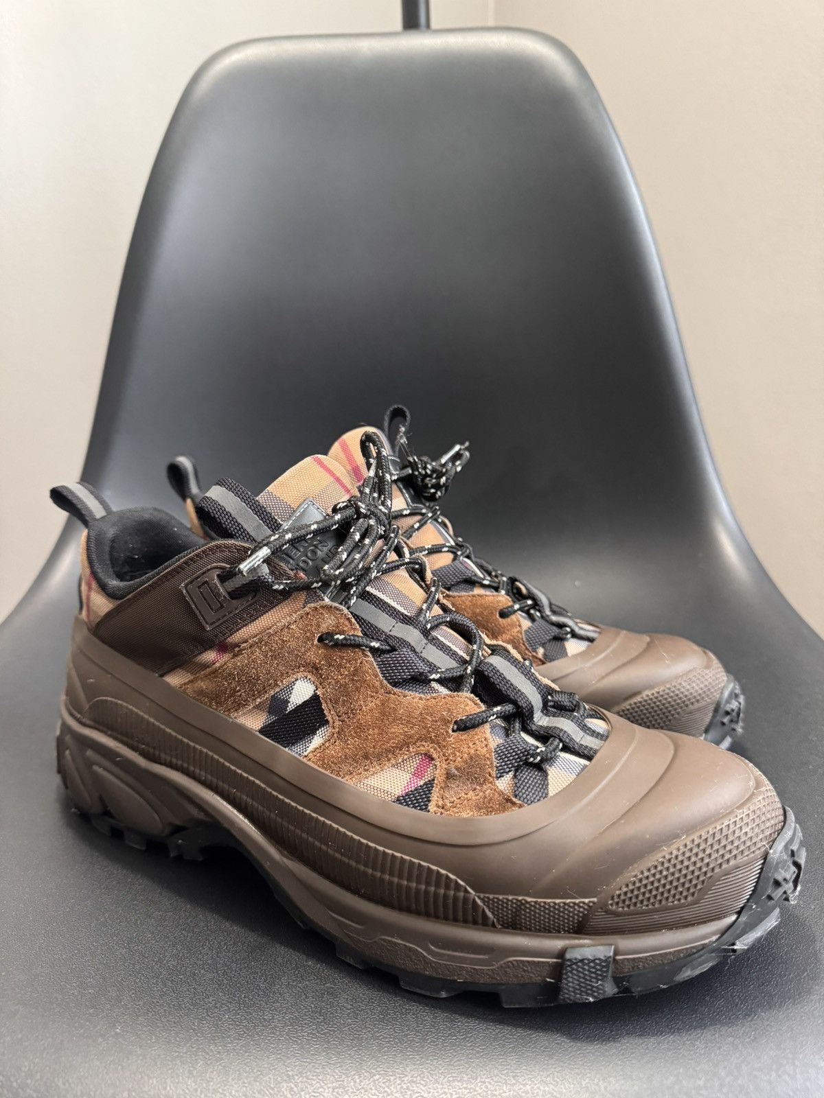 Burberry Arthur Check Limited Edition Shoes