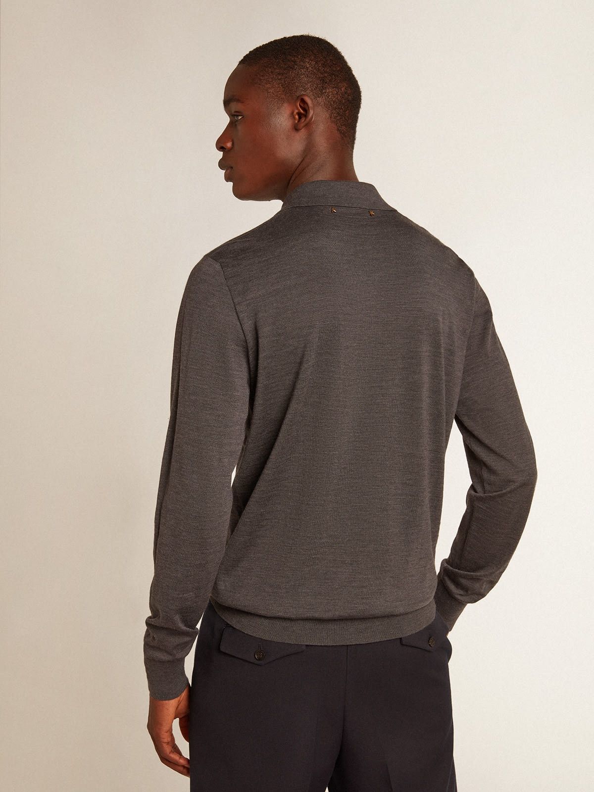 Golden Goose o1s22i1n1224 Polo Wool Shirt in Grey Size US S / EU 44-46 / 1 - 4 Thumbnail