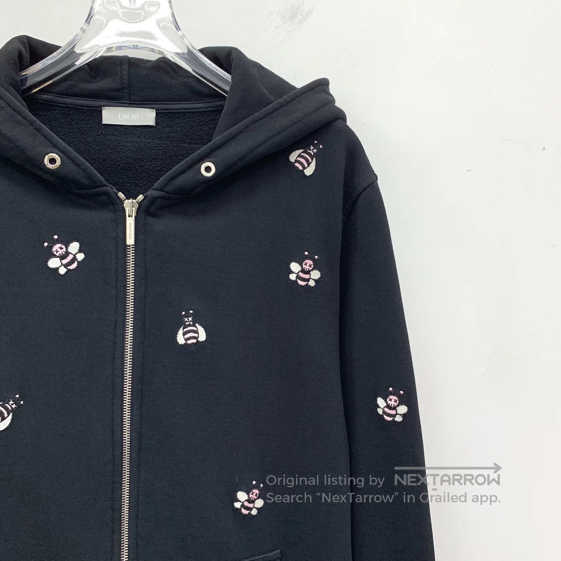 Dior Dior Black Bee Printed Cotton Hooded Zipper Long Sleeve Sw Size US S / EU 44-46 / 1 - 3 Thumbnail