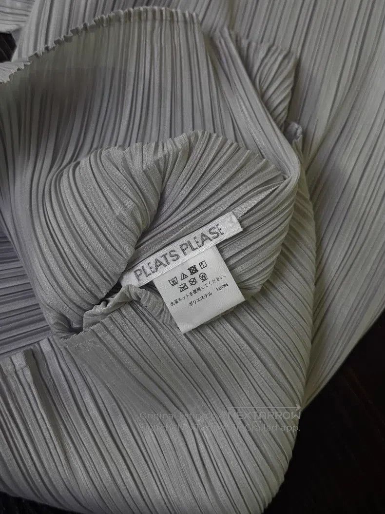 Issey Miyake Issey Miyake Classic Ruched Turtleneck Long-Sleeve Top Size L / US 10 / IT 46 - 3 Thumbnail