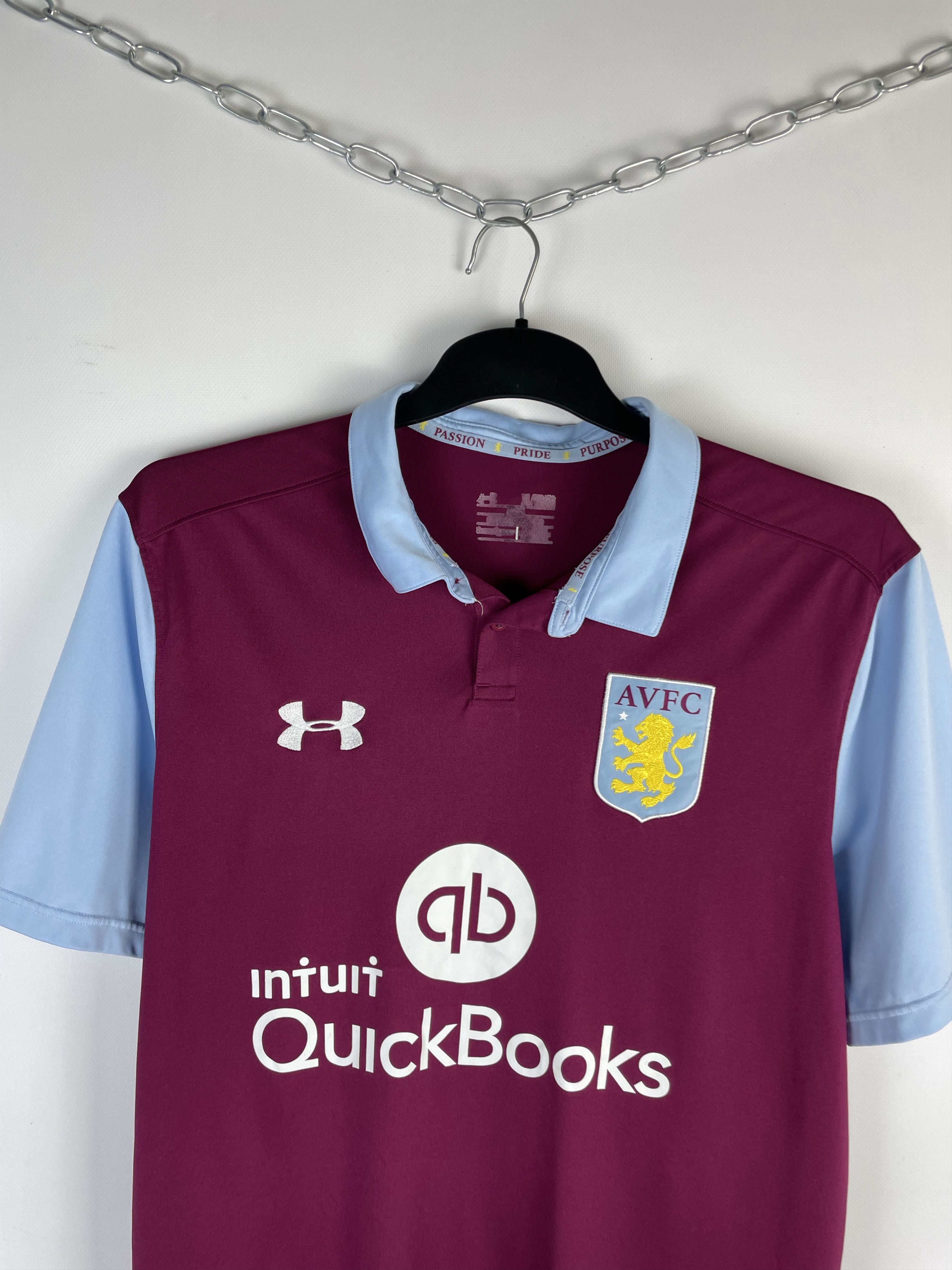 Vintage Under Armour Aston Villa Soccer Jersey T-Shirt Size US XL / EU 56 / 4 - 3 Thumbnail