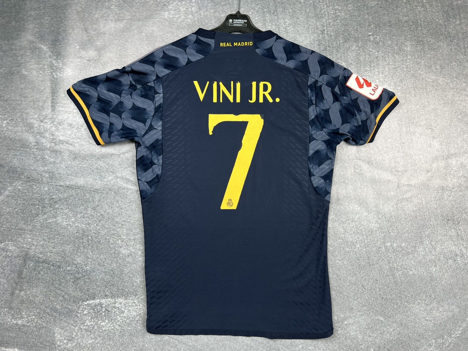 Other Adidas Real Madrid soccer jersey #7 vini jr. Size US L / EU 52-54 / 3 - 8 Thumbnail