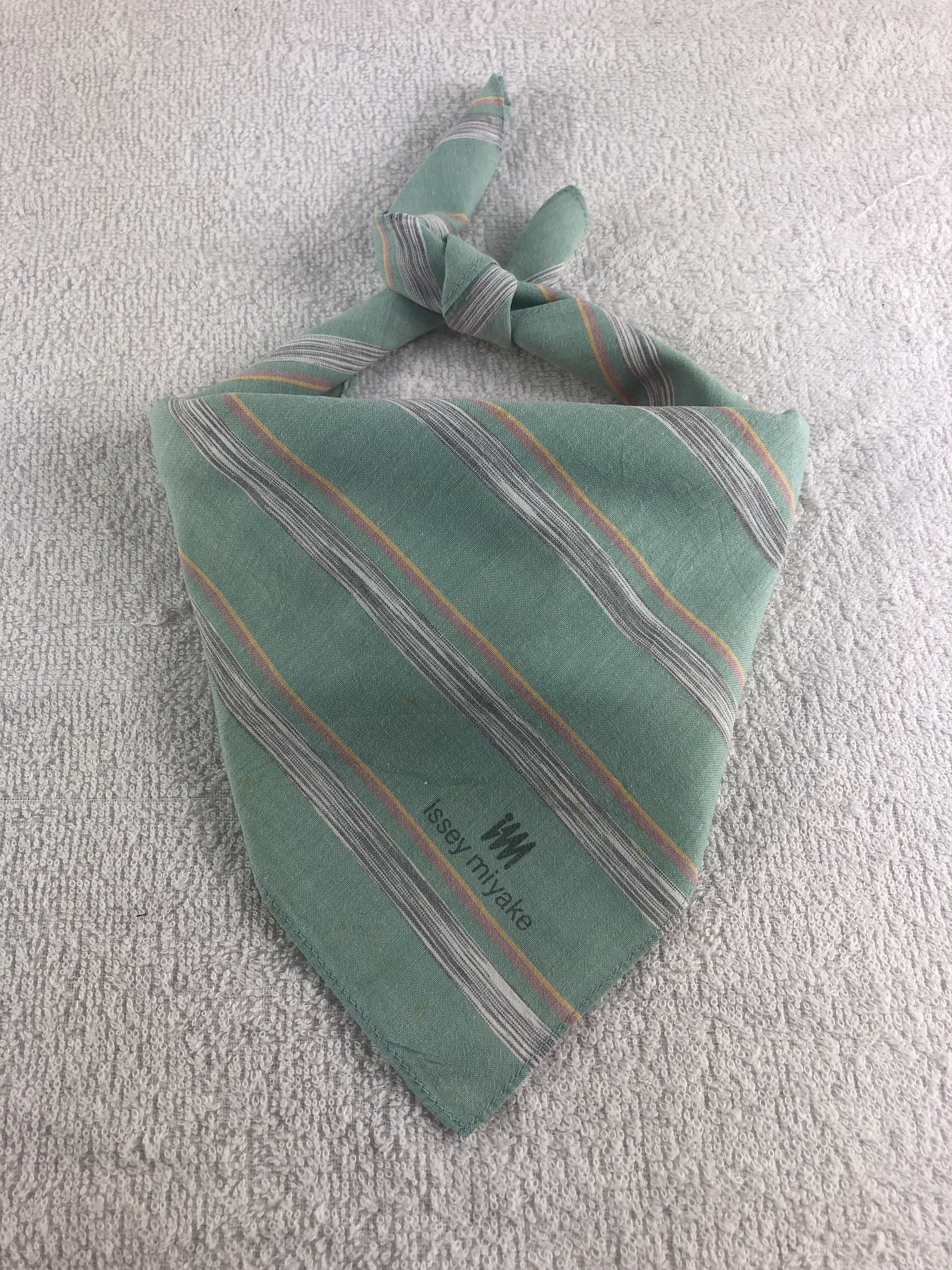 Issey Miyake Issey Miyake Handkerchief / Bandana / Neckerchief C077 Size ONE SIZE - 1 Thumbnail