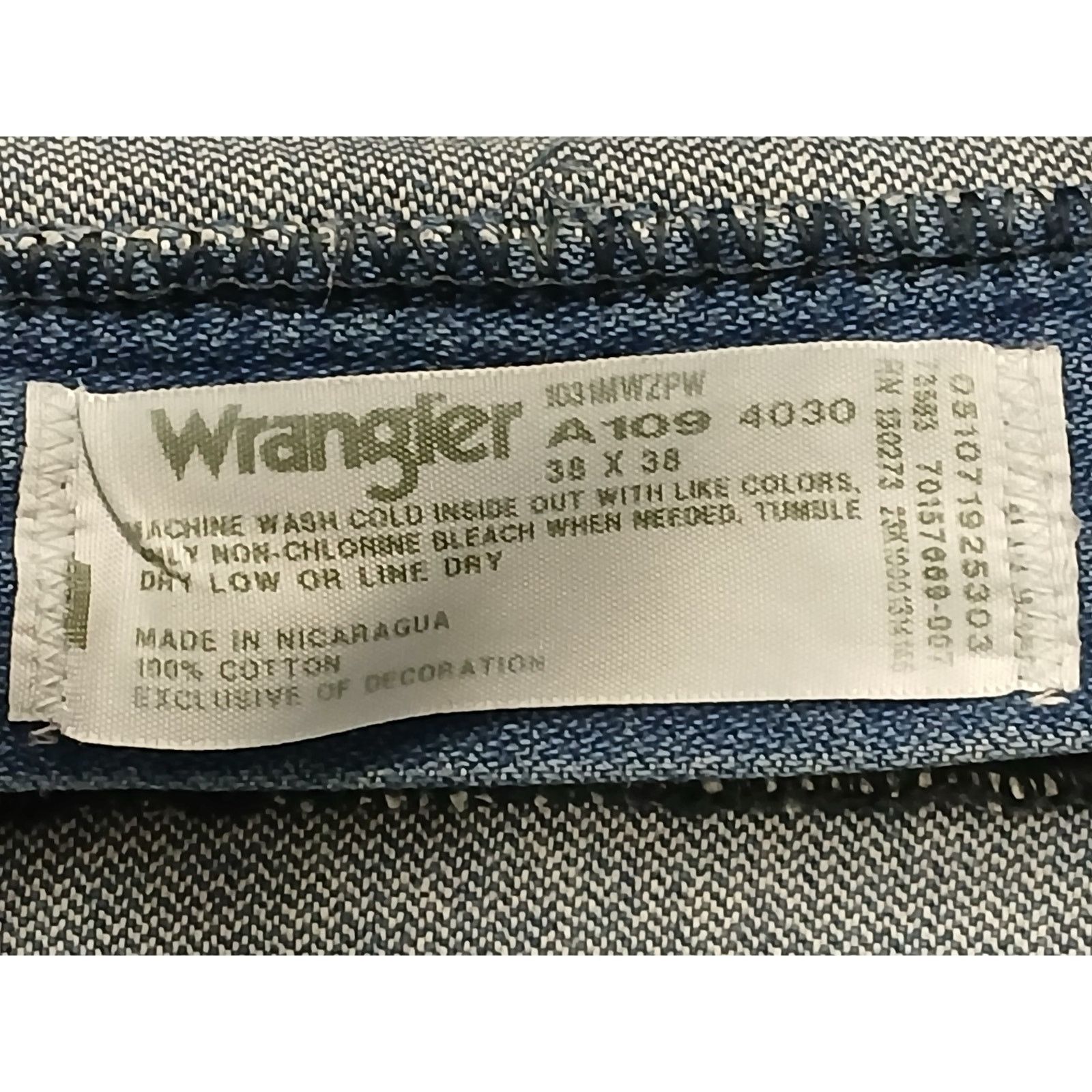 Wrangler Wrangler (38x38) Vintage High Rise Straight Blue Denim Jeans Size US 38 / EU 54 - 7 Thumbnail