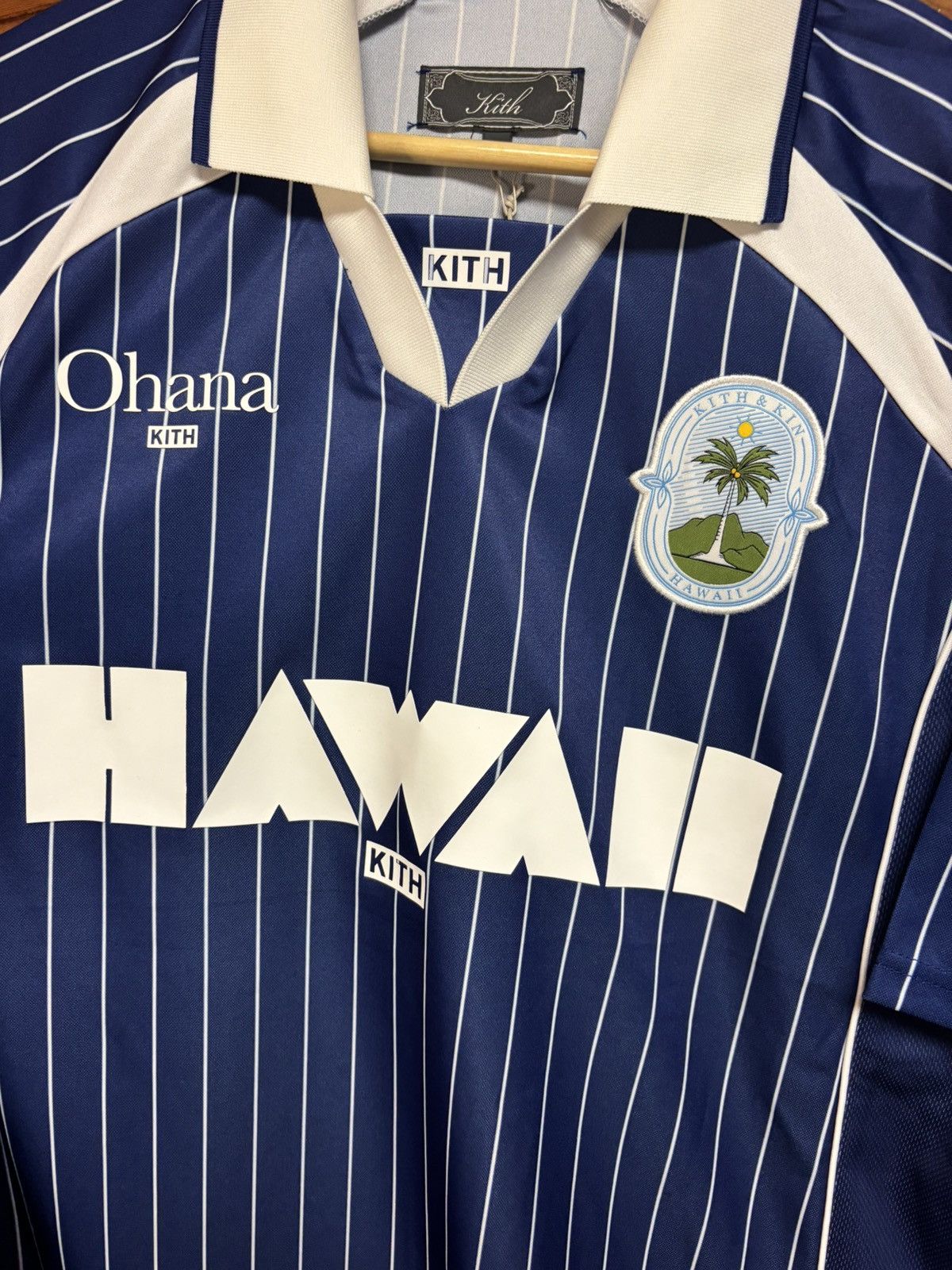 Kith Kith Hawaii Exclusive Soccer Jersey size Medium NWT Size US M / EU 48-50 / 2 - 2 Thumbnail