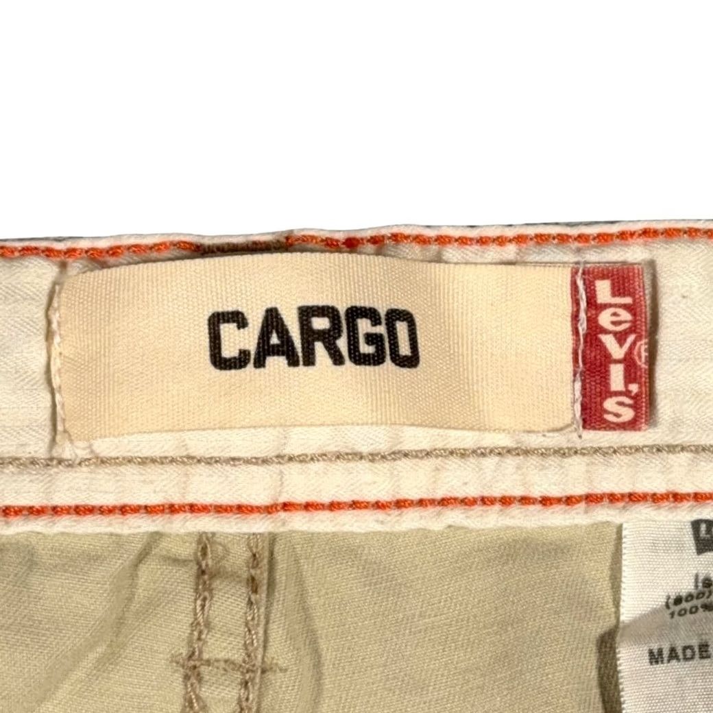 Levi's VINTAGE Levi's Cargo Shorts Mens 34 Brown Cotton Khaki Tan Utility Baggy Y2K Size US 34 / EU 50 - 6 Thumbnail