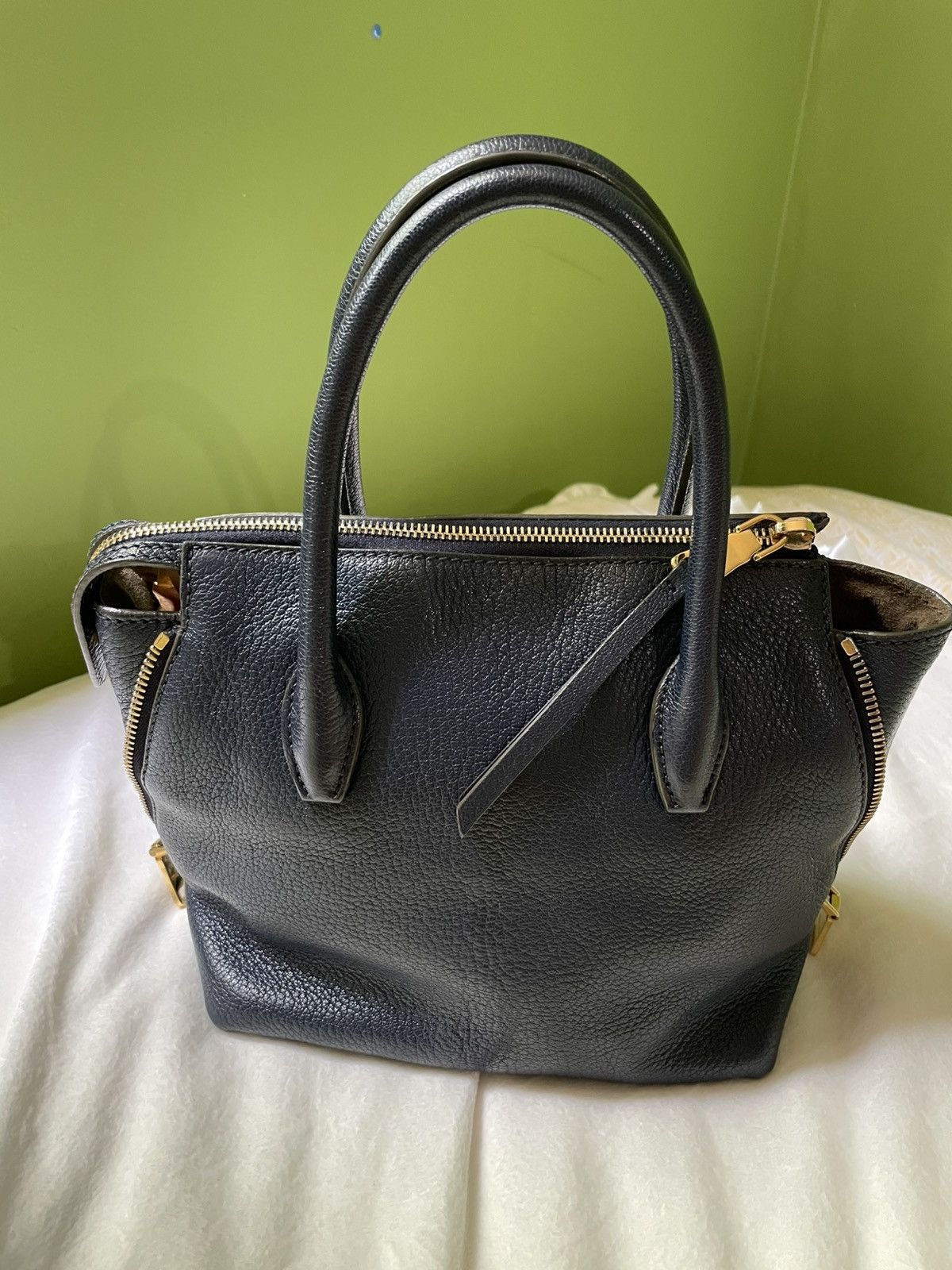 Miu Miu Miu Miu Navy Crossbody Bag Size ONE SIZE - 2 Thumbnail