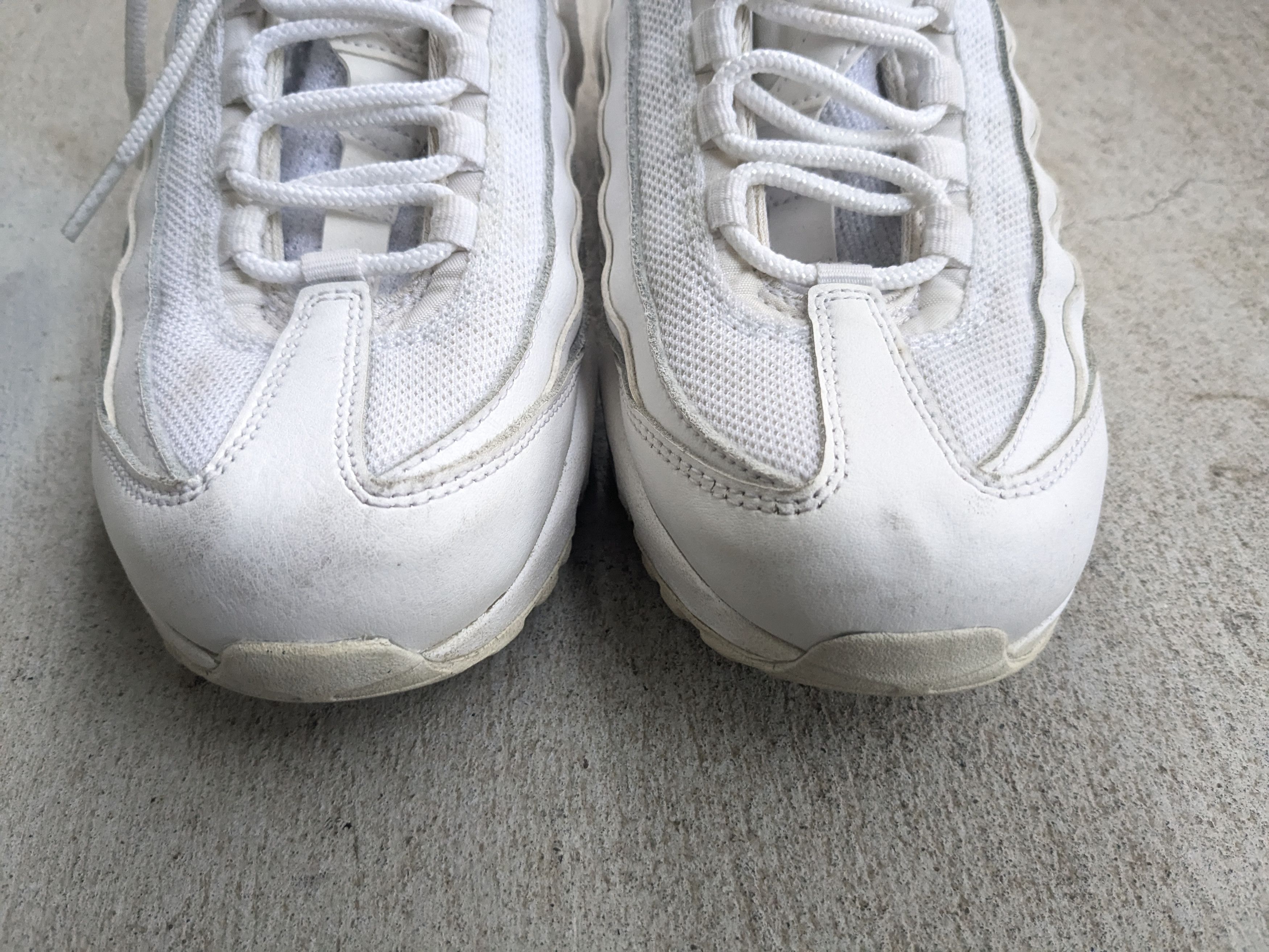 Nike Nike Air Max 95 Recraft GS ‘Triple White’ 7Y CJ3906-100 Size US 7 / EU 40 - 2 Thumbnail
