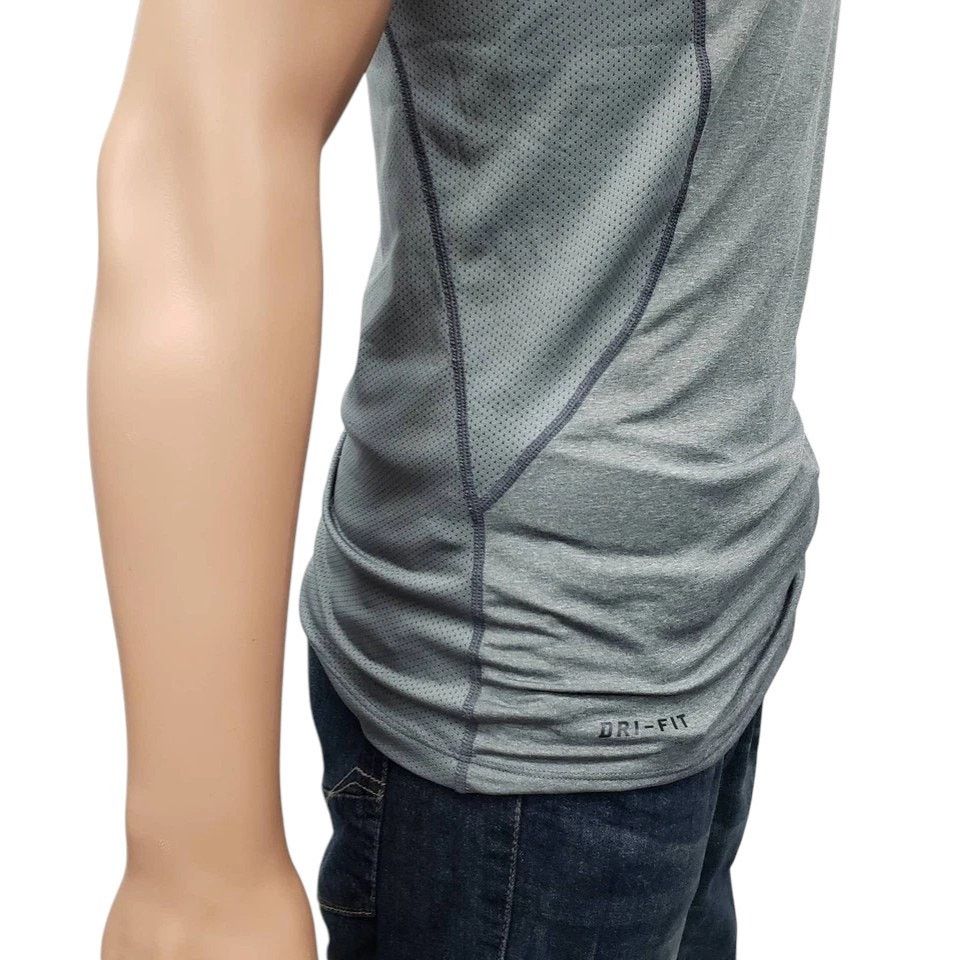Nike Nike Pro Combat Dri-FIT Fitted Short Sleeve Base Layer Tee Size US S / EU 44-46 / 1 - 7 Thumbnail