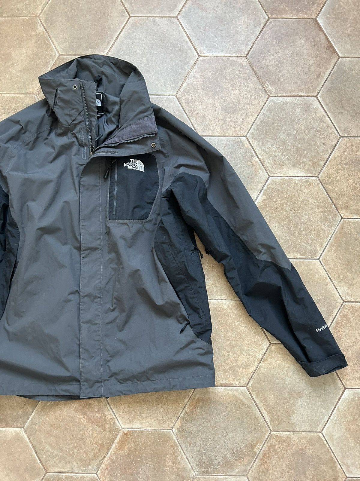 The North Face VINTAGE THE NORTH FACE HYVENT JACKET Size US L / EU 52-54 / 3 - 2 Thumbnail