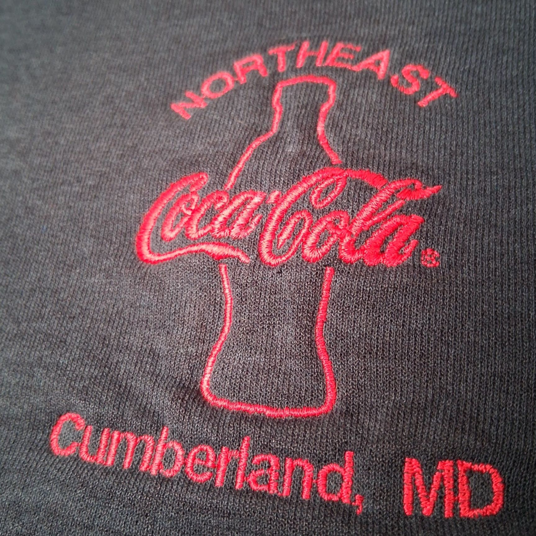 Gildan VINTAGE Coca Cola Sweatshirt XL Crewneck Distressed Embroidered Gildan Ultra Blend Black Size US XL / EU 56 / 4 - 4 Thumbnail