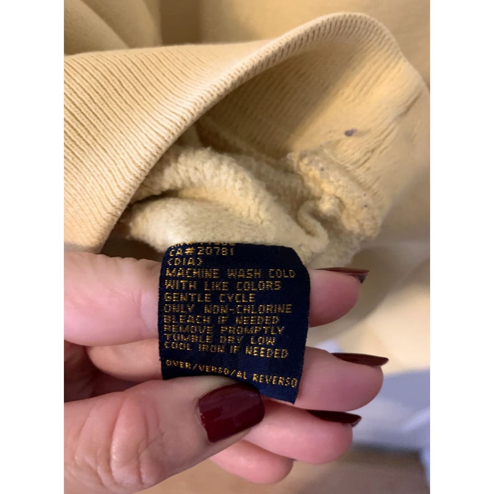 Tommy Hilfiger VINTAGE Tommy Hilfiger Yellow Crew Neck Pullover Sweater Womens XL Size Regular Knit Solid 90s Classic Sports Shirt Size XL / US 12-14 / IT 48-50 - 8 Thumbnail