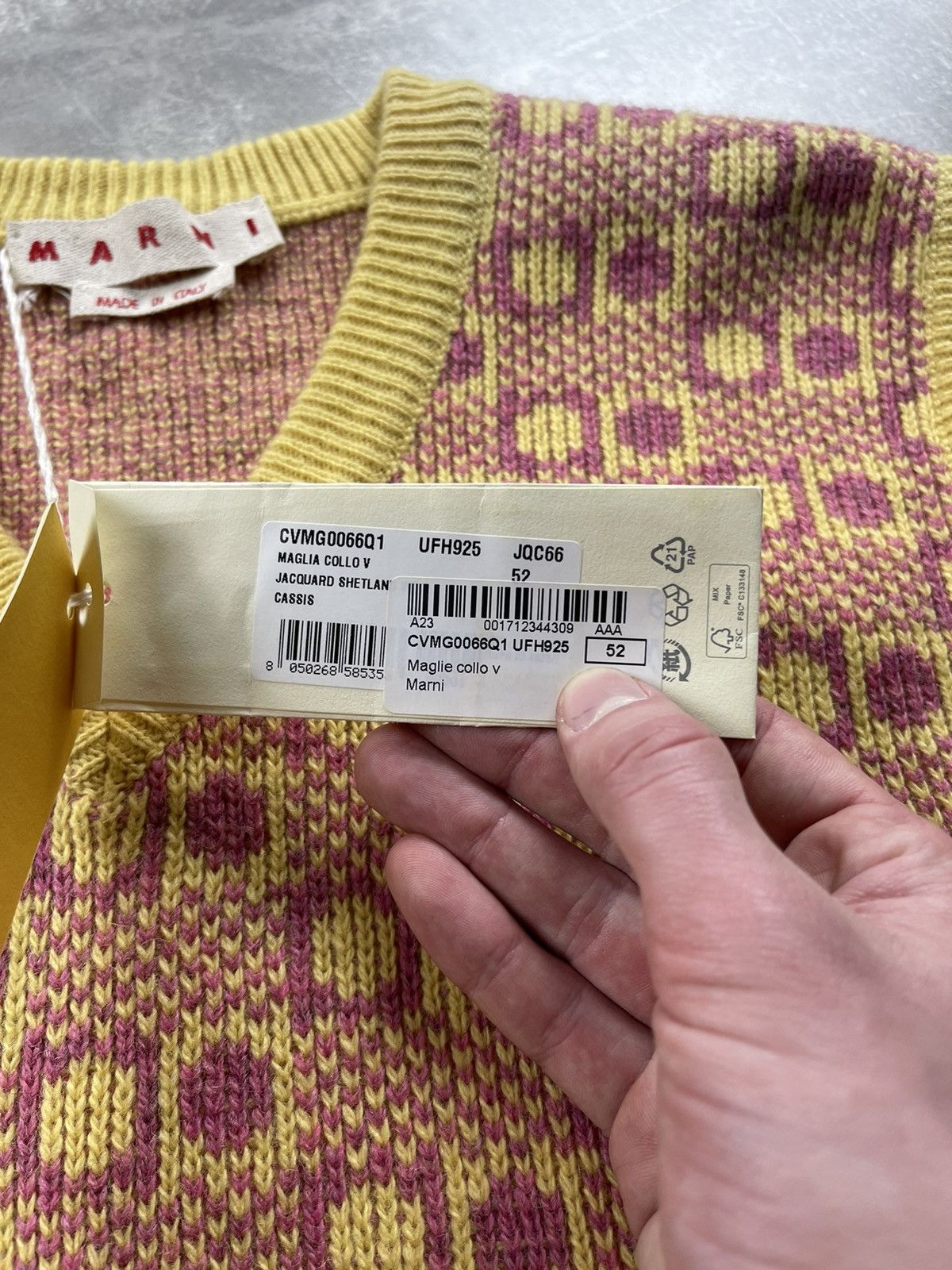 Marni Marni Studio Sleeveless Knit Vest Yellow Purple Pattern Size US L / EU 52-54 / 3 - 12 Thumbnail