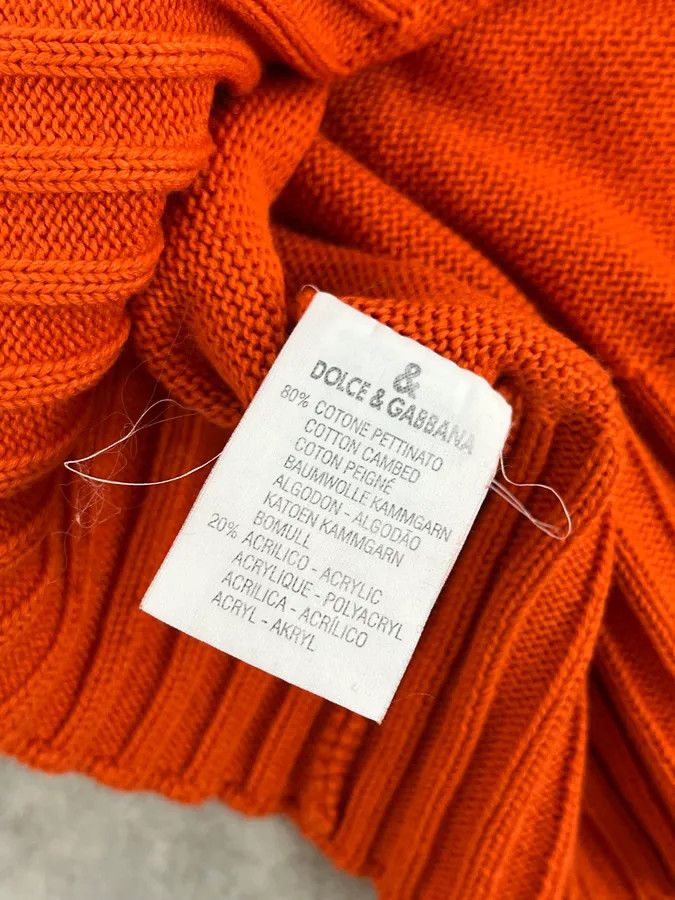 Dolce & Gabbana 1990s Dolce & Gabbana Orange V Neck Wool Sweater Size US M / EU 48-50 / 2 - 12 Thumbnail
