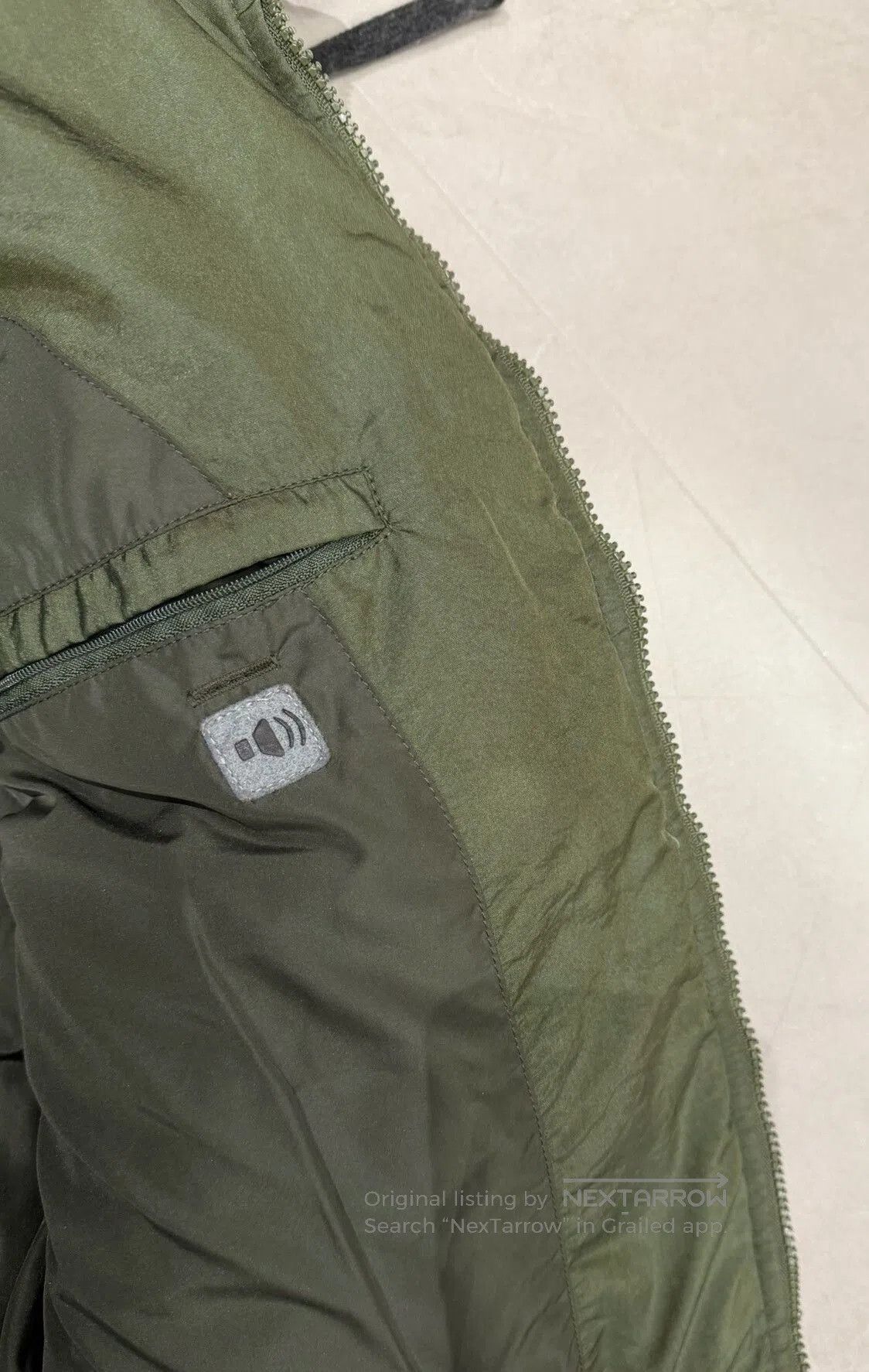 Dolce & Gabbana Dolce & Gabbana Men's Army Green Down Jacket. Size US M / EU 48-50 / 2 - 8 Thumbnail