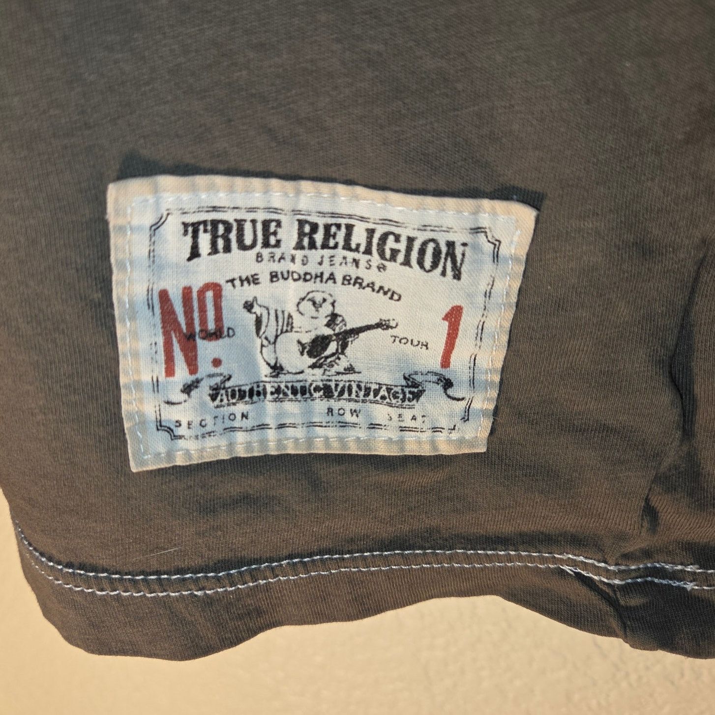 True Religion Vintage True Religion Muddy Green V-Neck T-Shirt - Medium Size US M / EU 48-50 / 2 - 5 Thumbnail