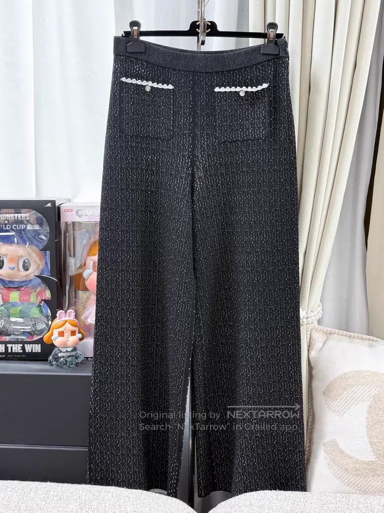 Chanel Chanel Knitted wide-leg trousers with two pockets on white Size 26" / US 2 / IT 38 - 1 Thumbnail