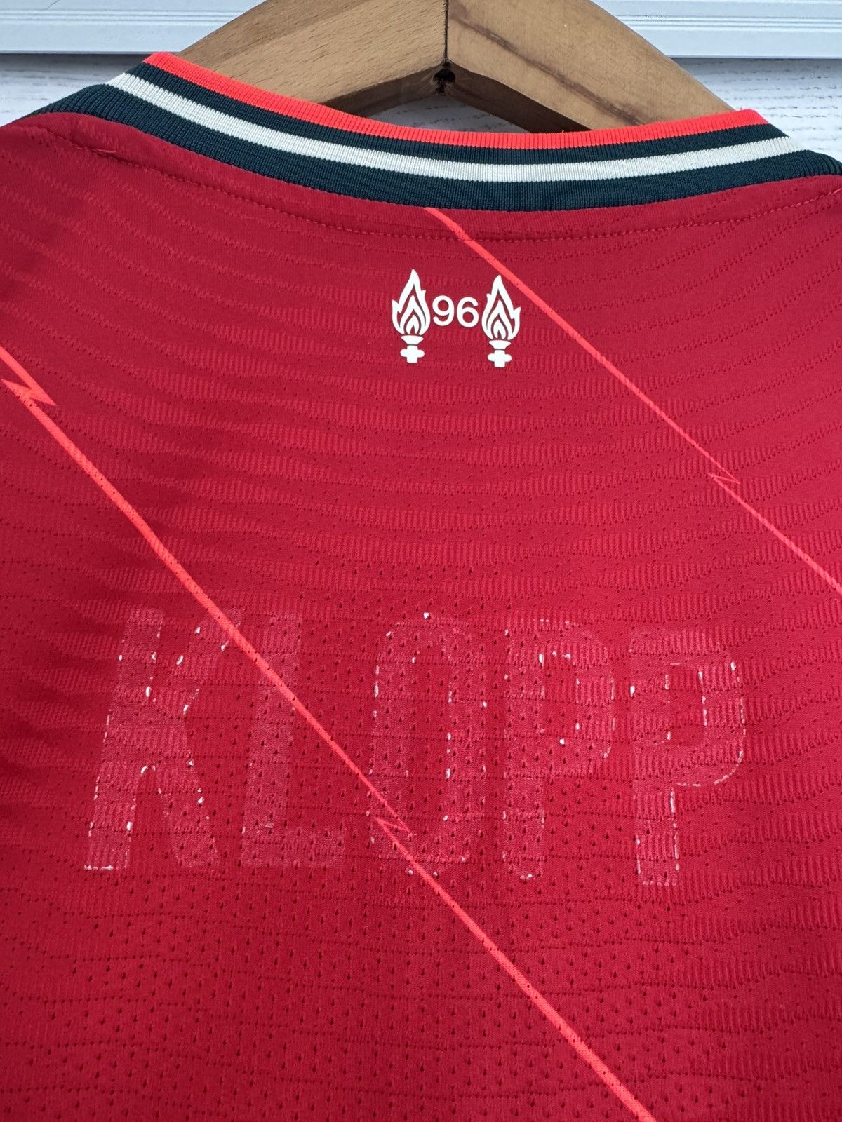 Nike Liverpool 2021-2022 Home Dri-Fit ADV Soccer Jersey Kit Shirt Size US M / EU 48-50 / 2 - 12 Thumbnail