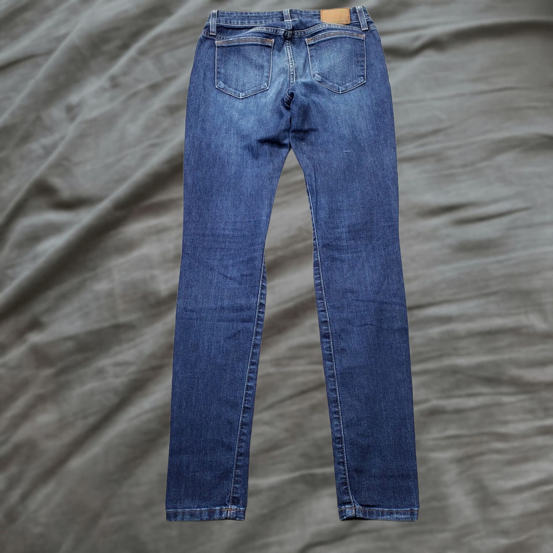 Vintage Joe's Jeans Womens Jeans Blue Denim Medium Wash Wiskered Streetwear Skinny Leg Size 25 Size 42" / US 20 - 1 Thumbnail